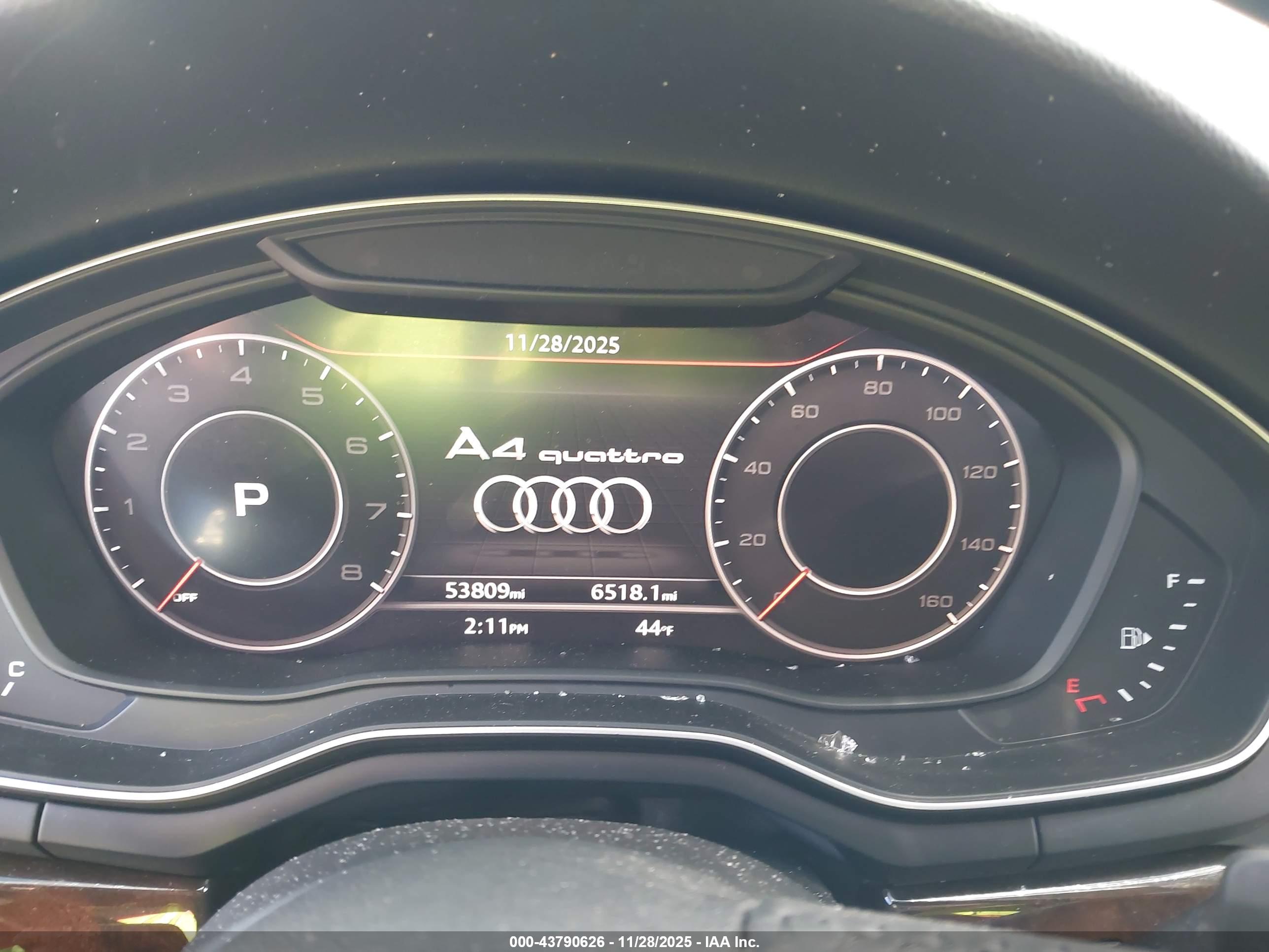 AUDI A4 image 7