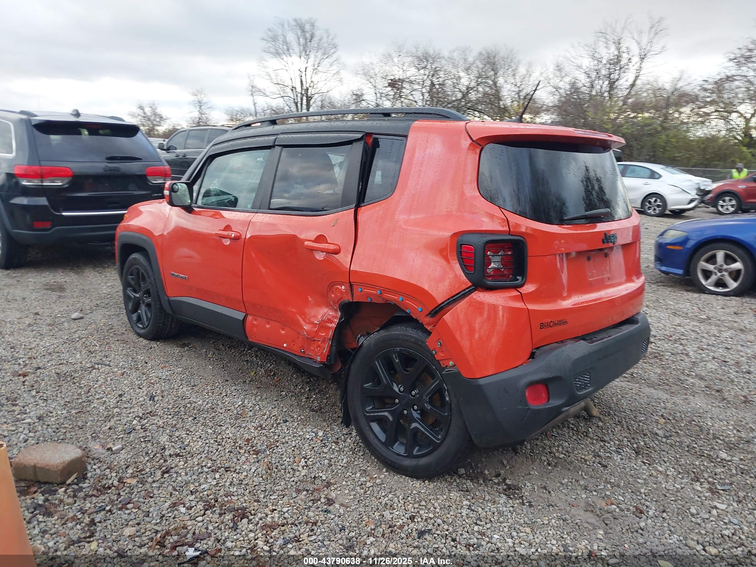 JEEP RENEGADE image 3