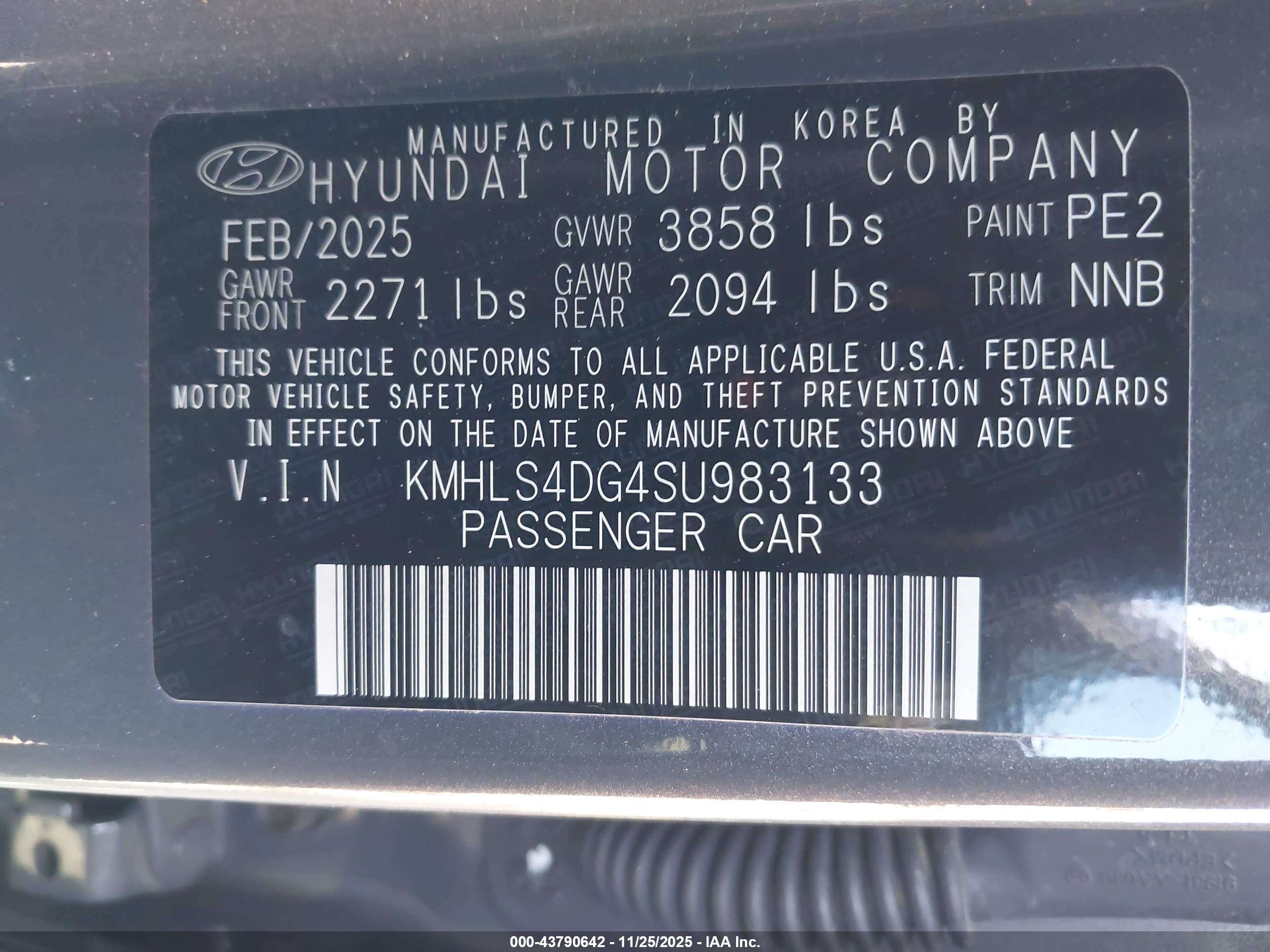 HYUNDAI ELANTRA image 9