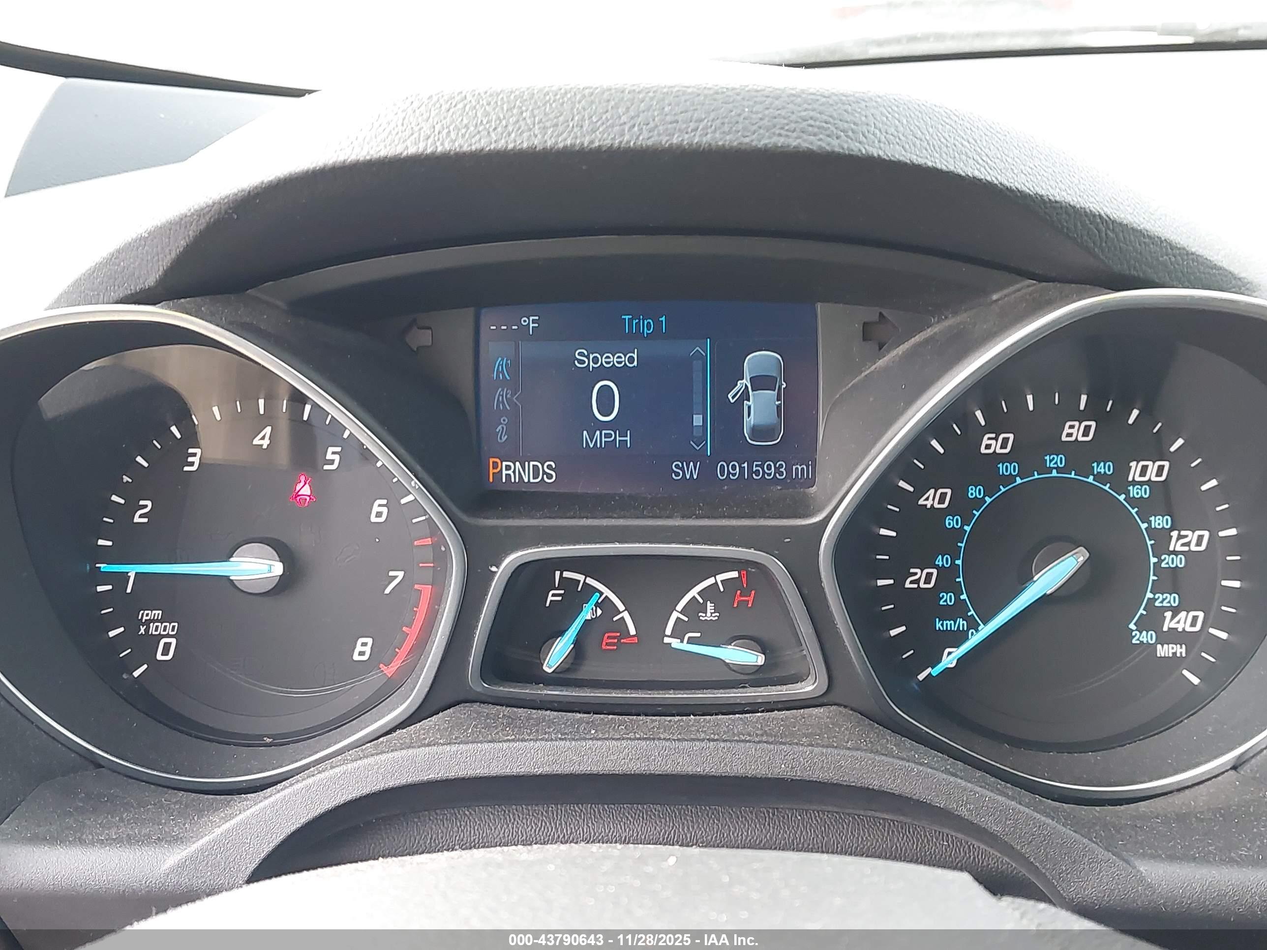 FORD ESCAPE image 7