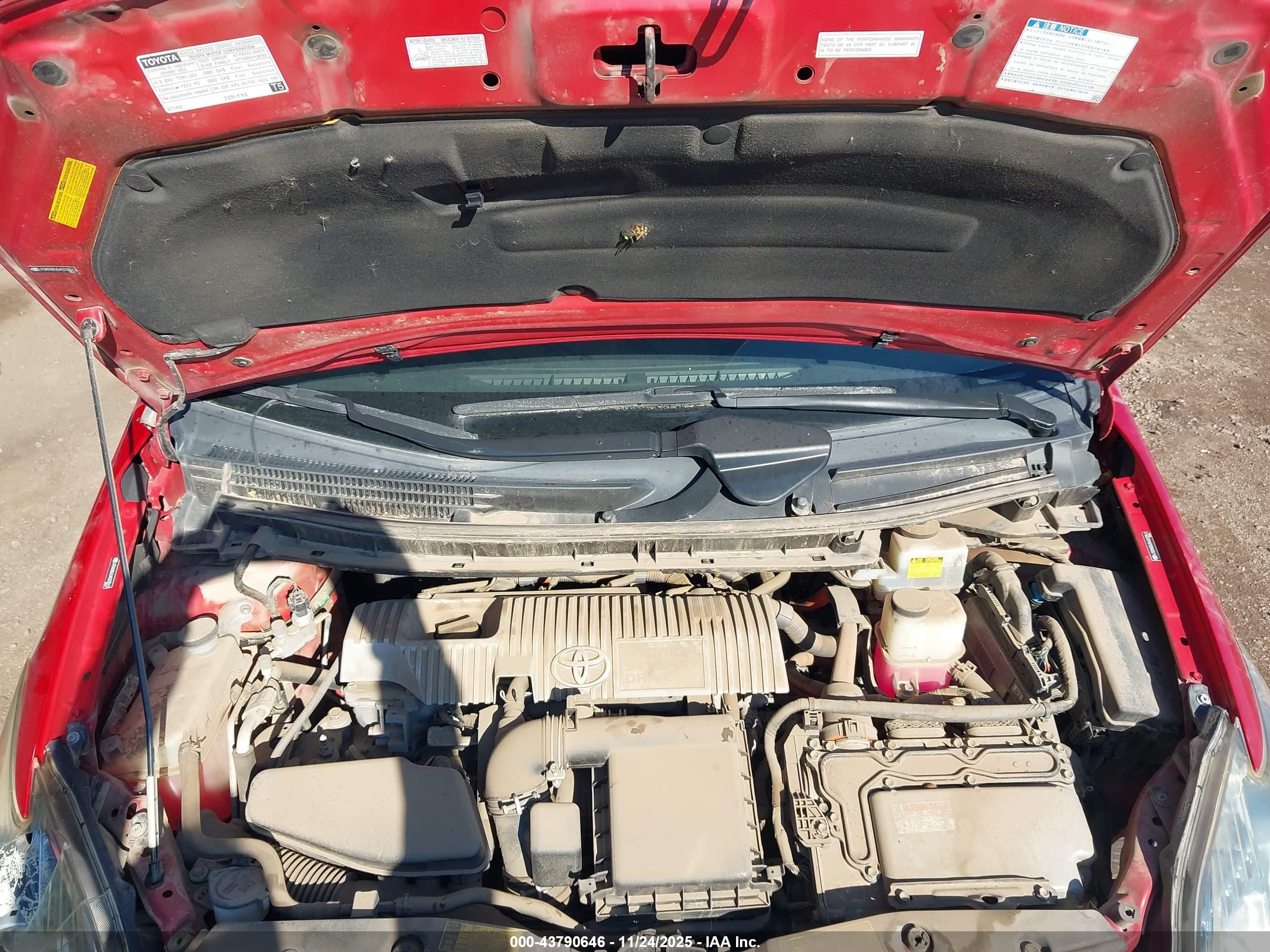 TOYOTA PRIUS image 10