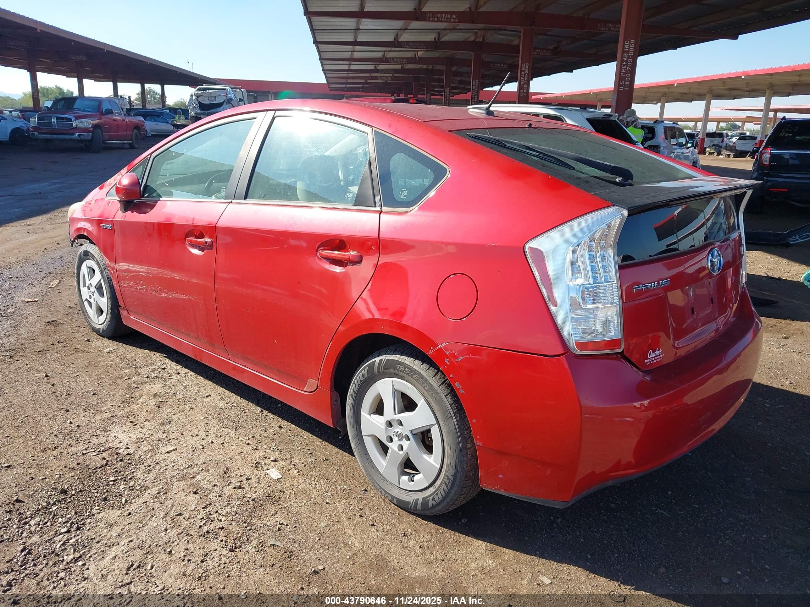 TOYOTA PRIUS image 3