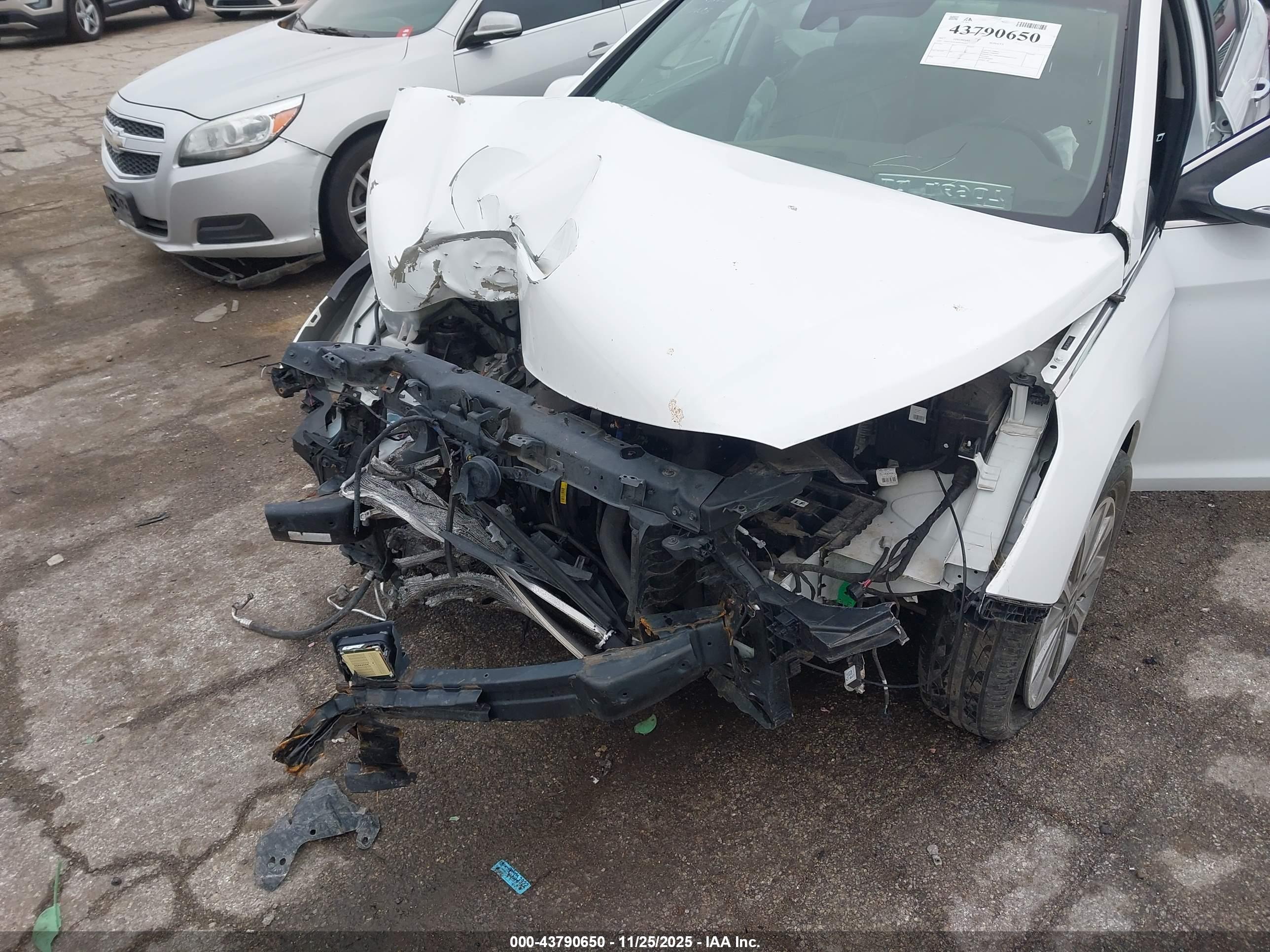 HYUNDAI SONATA image 6