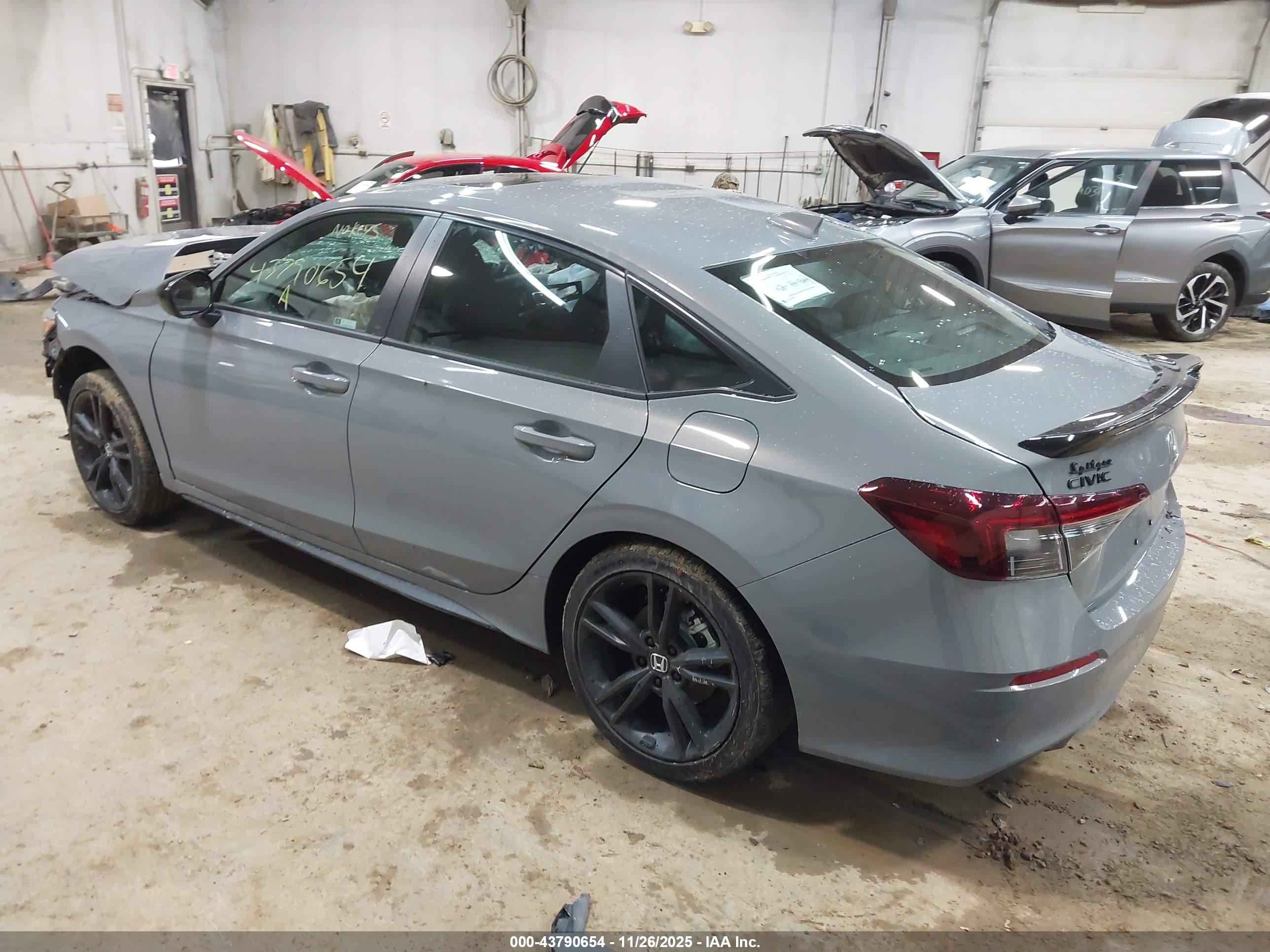 HONDA CIVIC image 3
