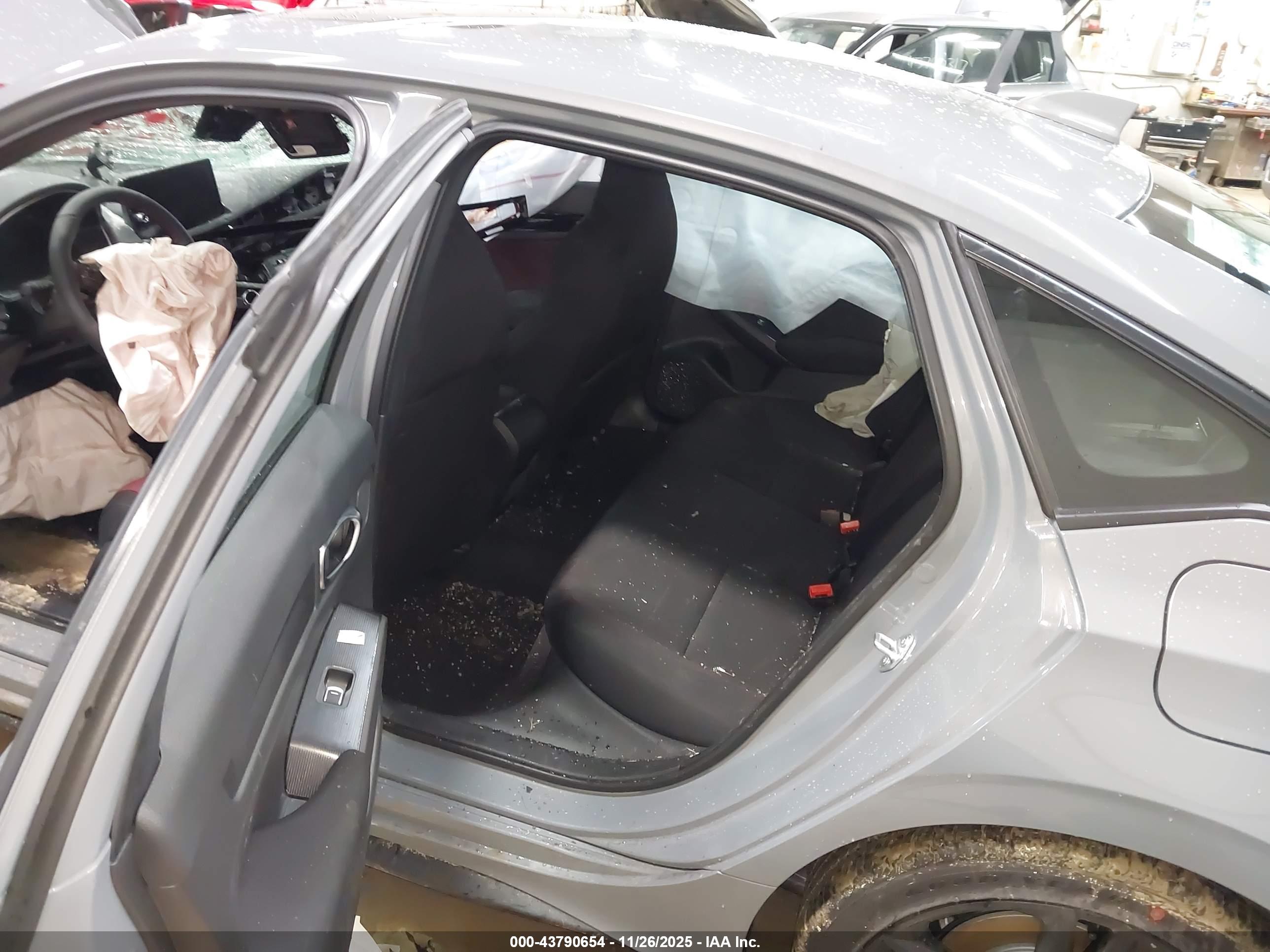 HONDA CIVIC image 8
