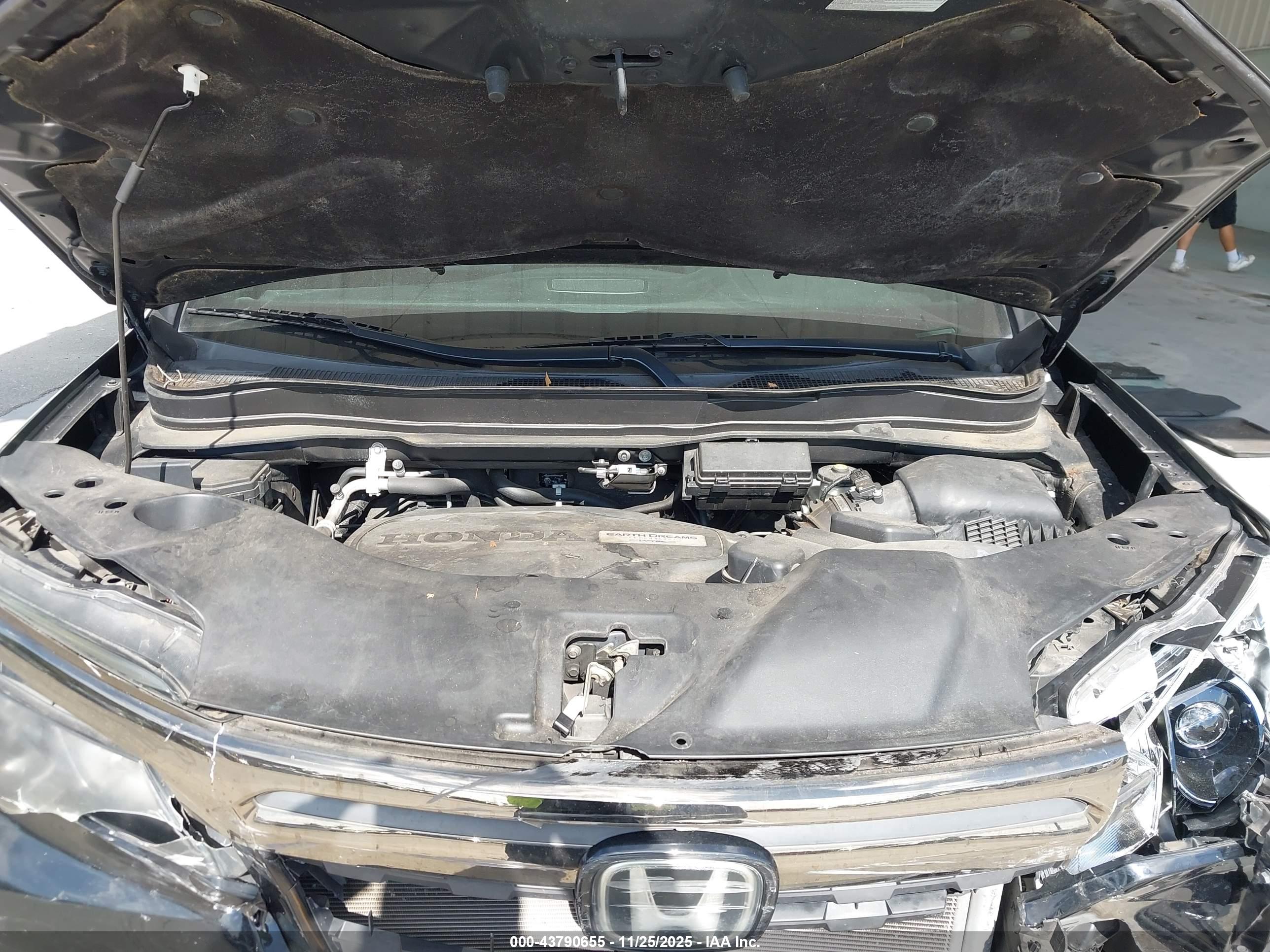 HONDA RIDGELINE image 10