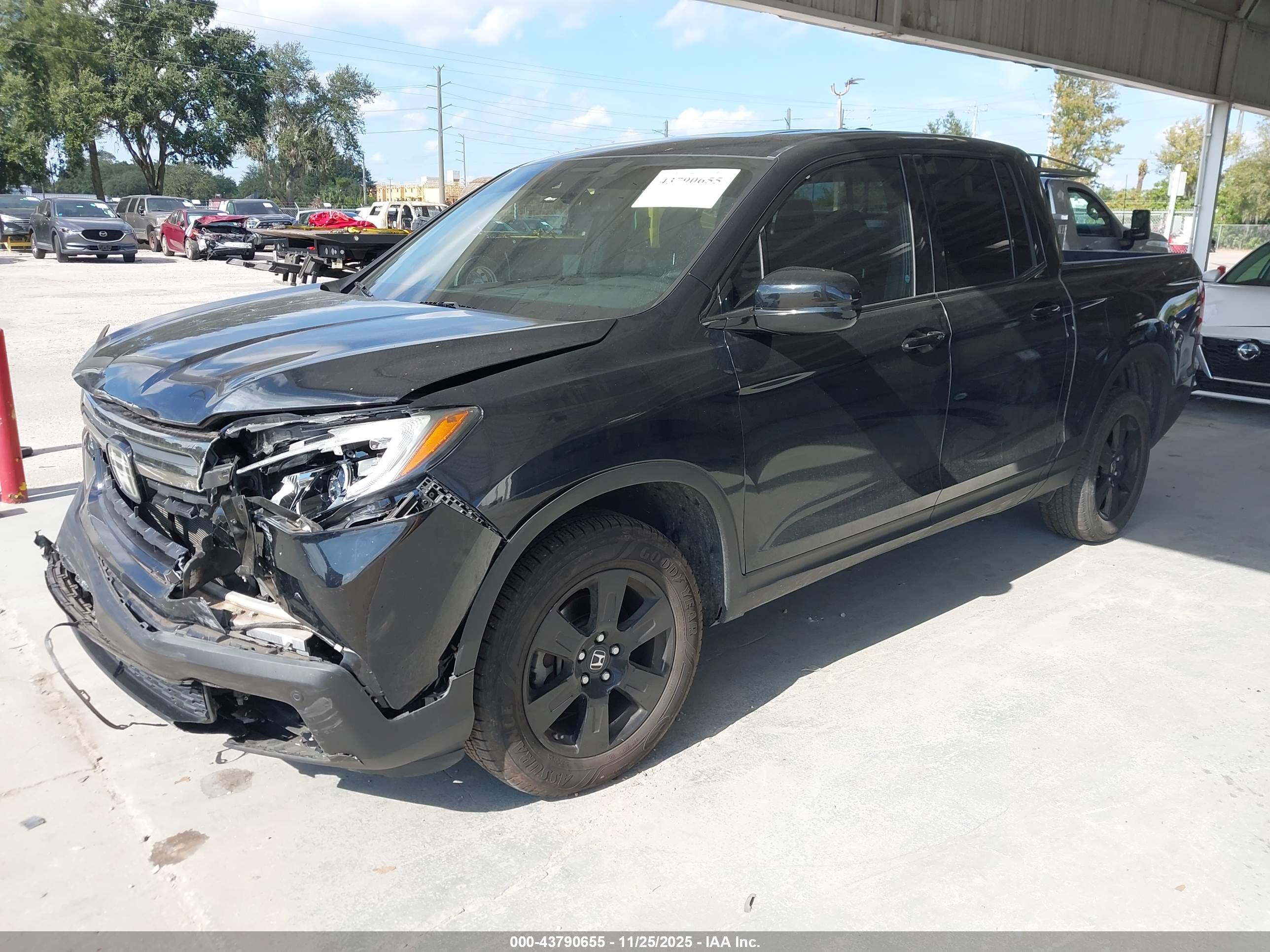 HONDA RIDGELINE image 2