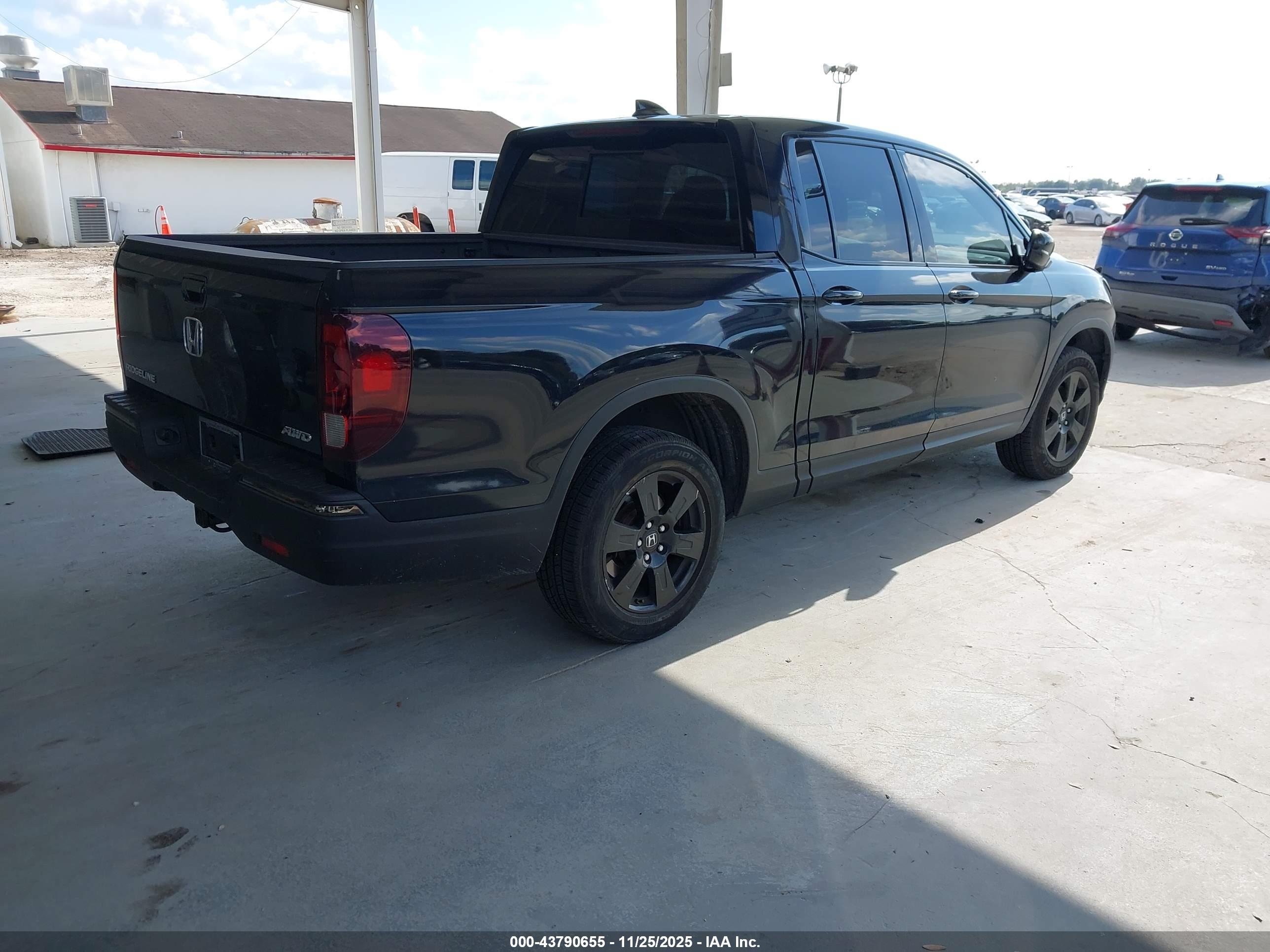 HONDA RIDGELINE image 4