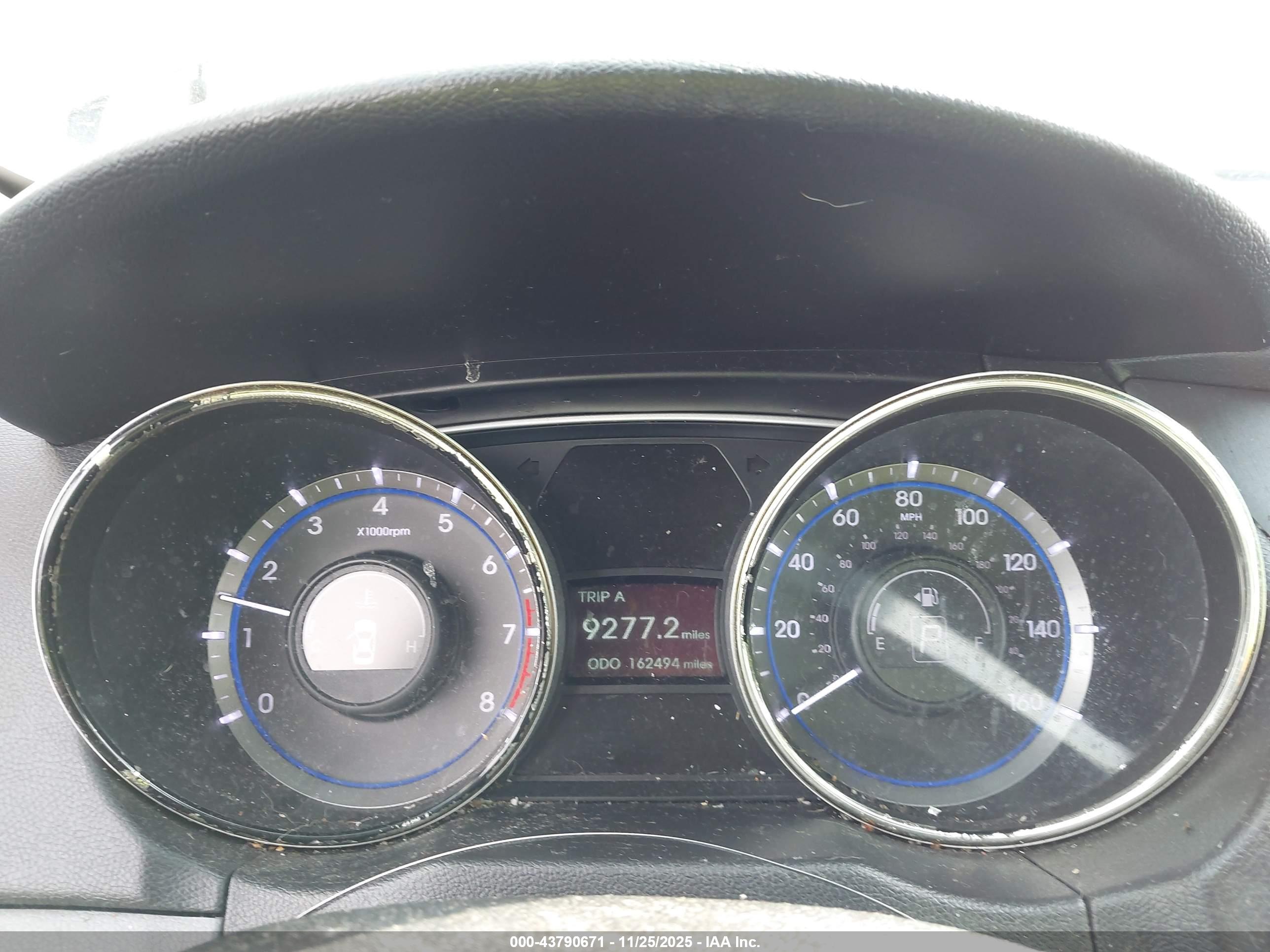 HYUNDAI SONATA image 7
