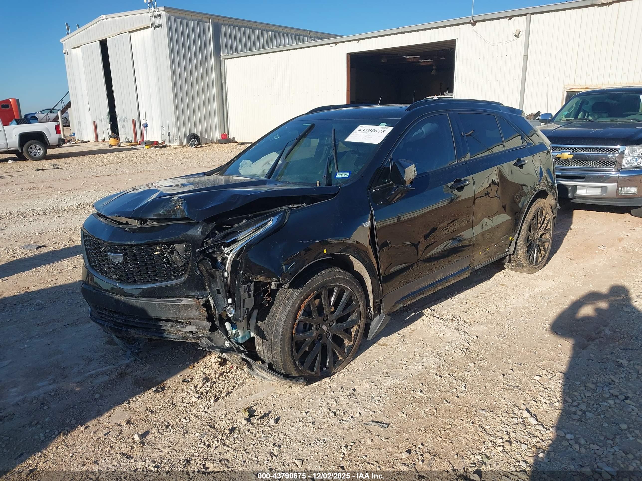 CADILLAC XT4 image 2