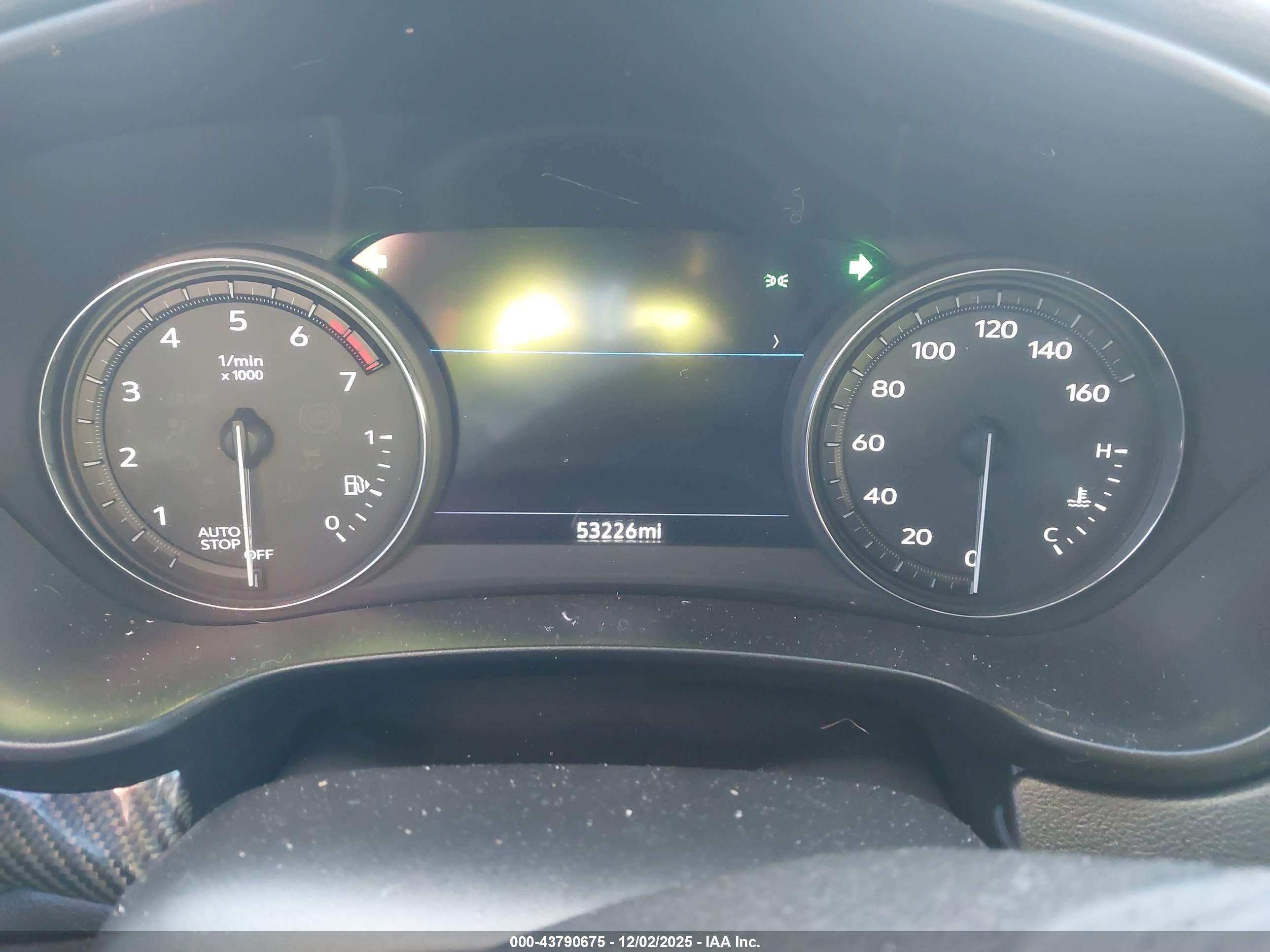 CADILLAC XT4 image 7