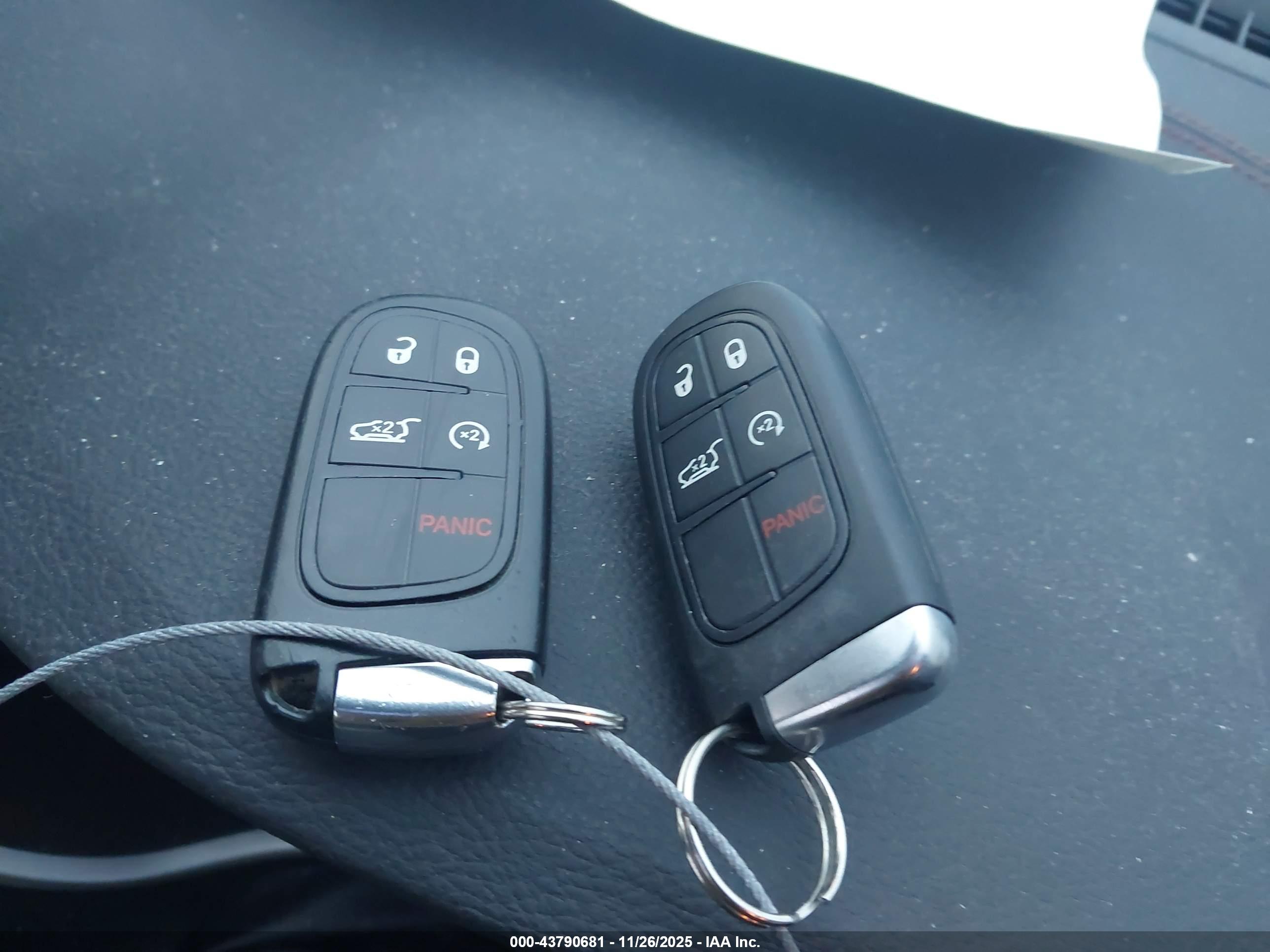 JEEP CHEROKEE image 11