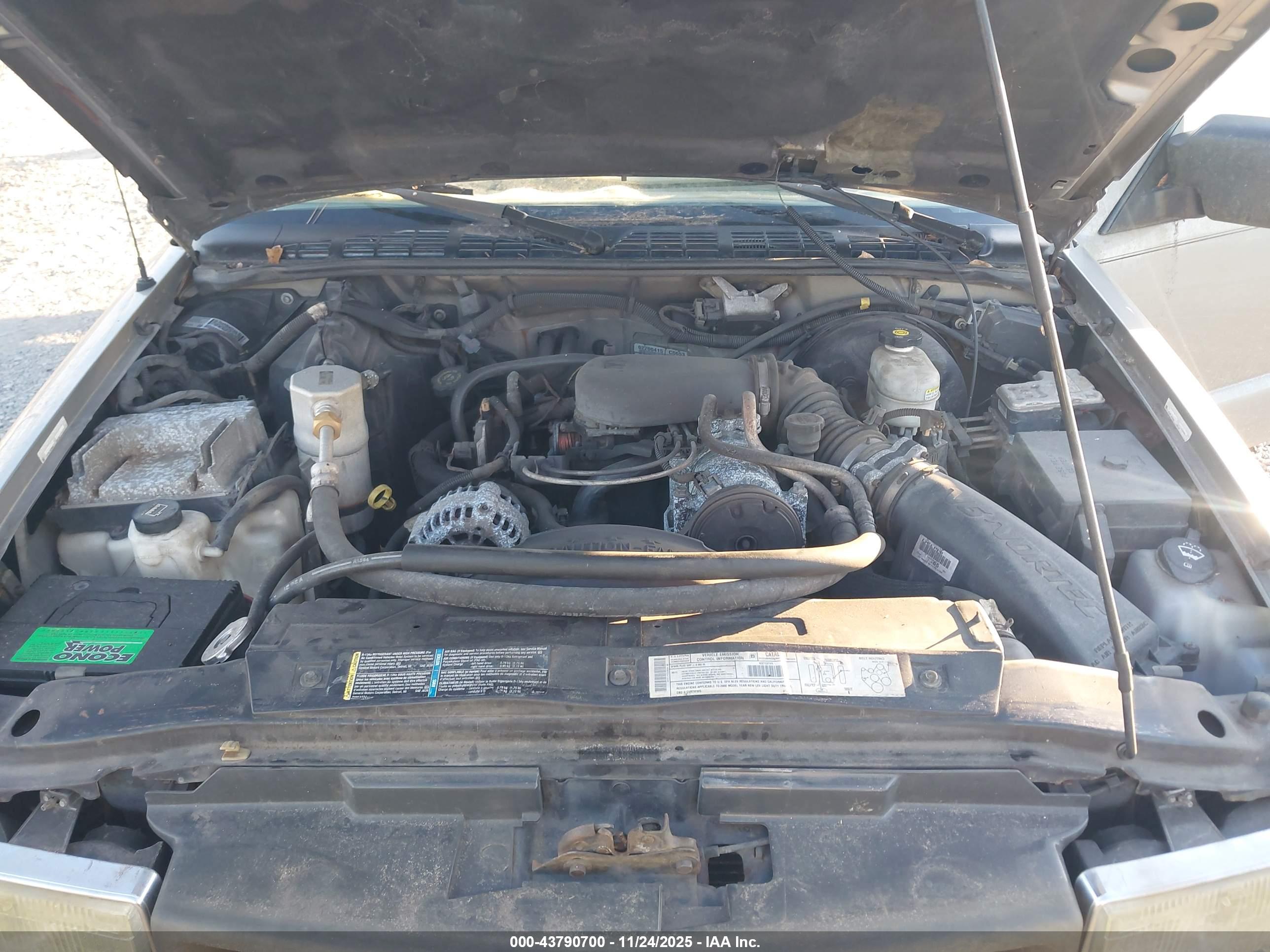 CHEVROLET S-10 image 10