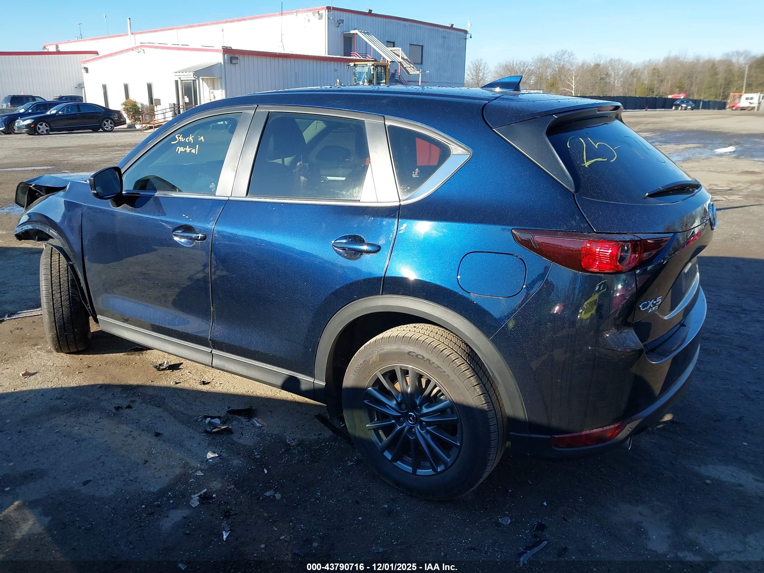 MAZDA CX-5 image 3