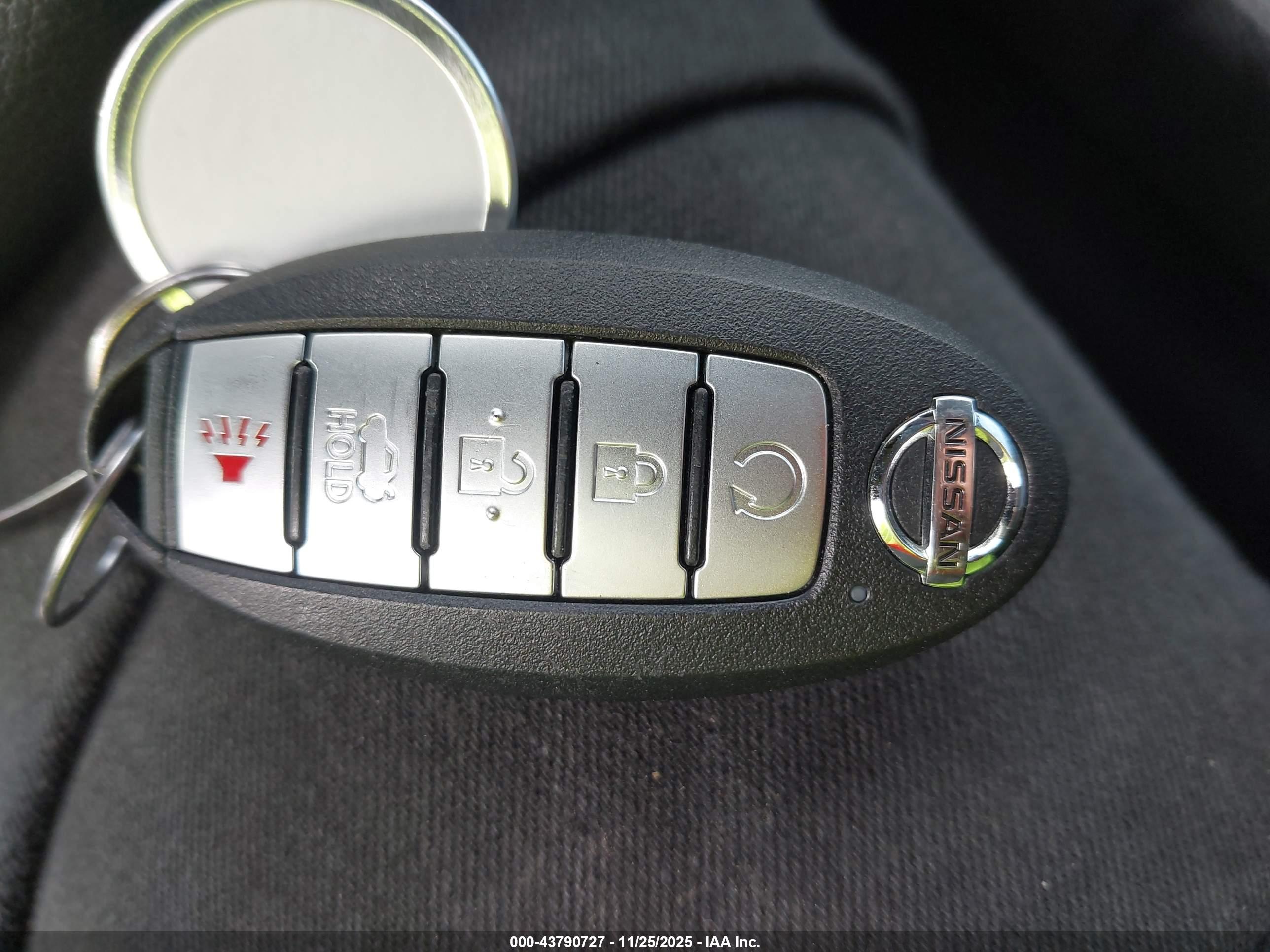 NISSAN ALTIMA image 11