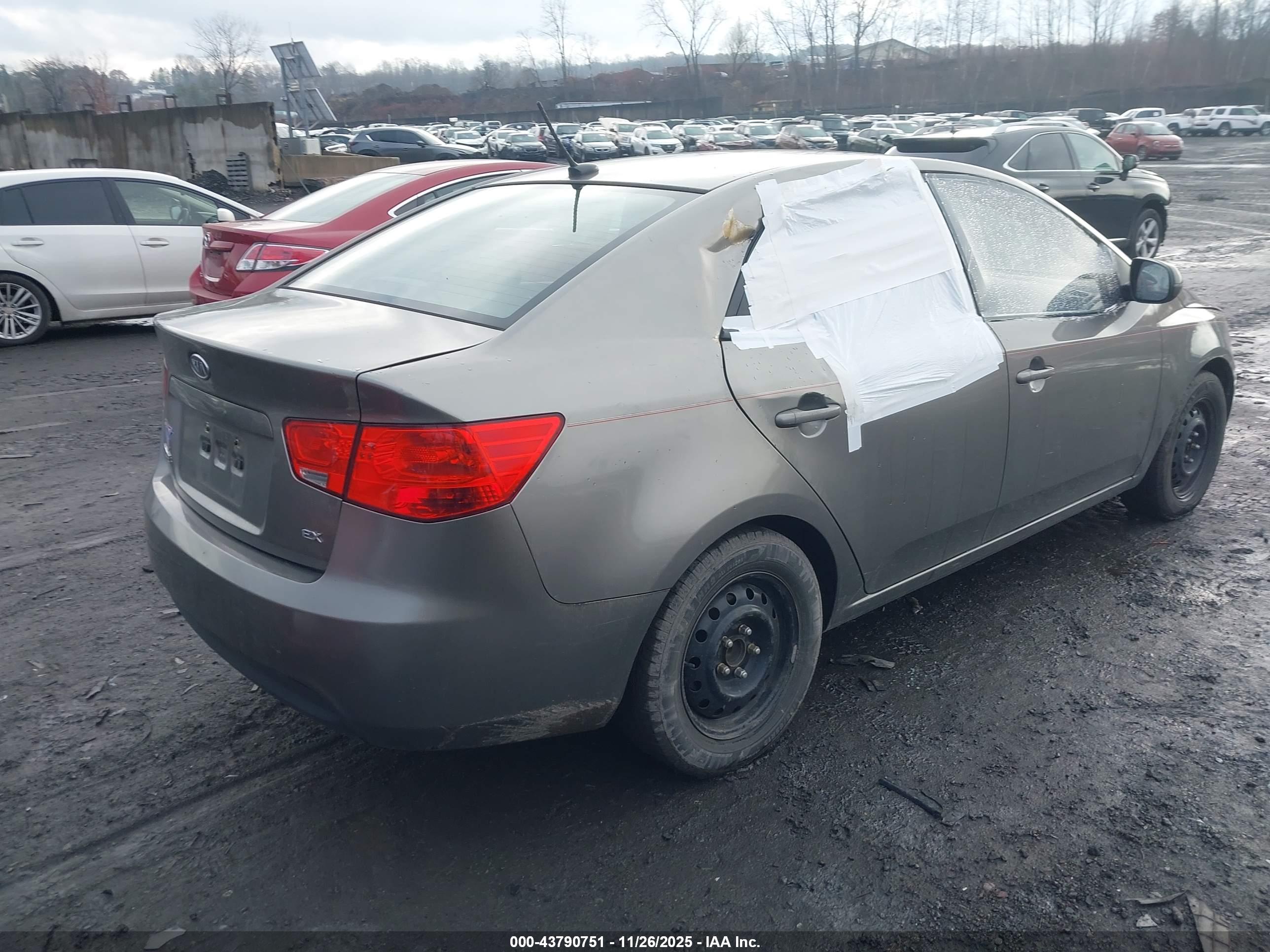 KIA FORTE image 4
