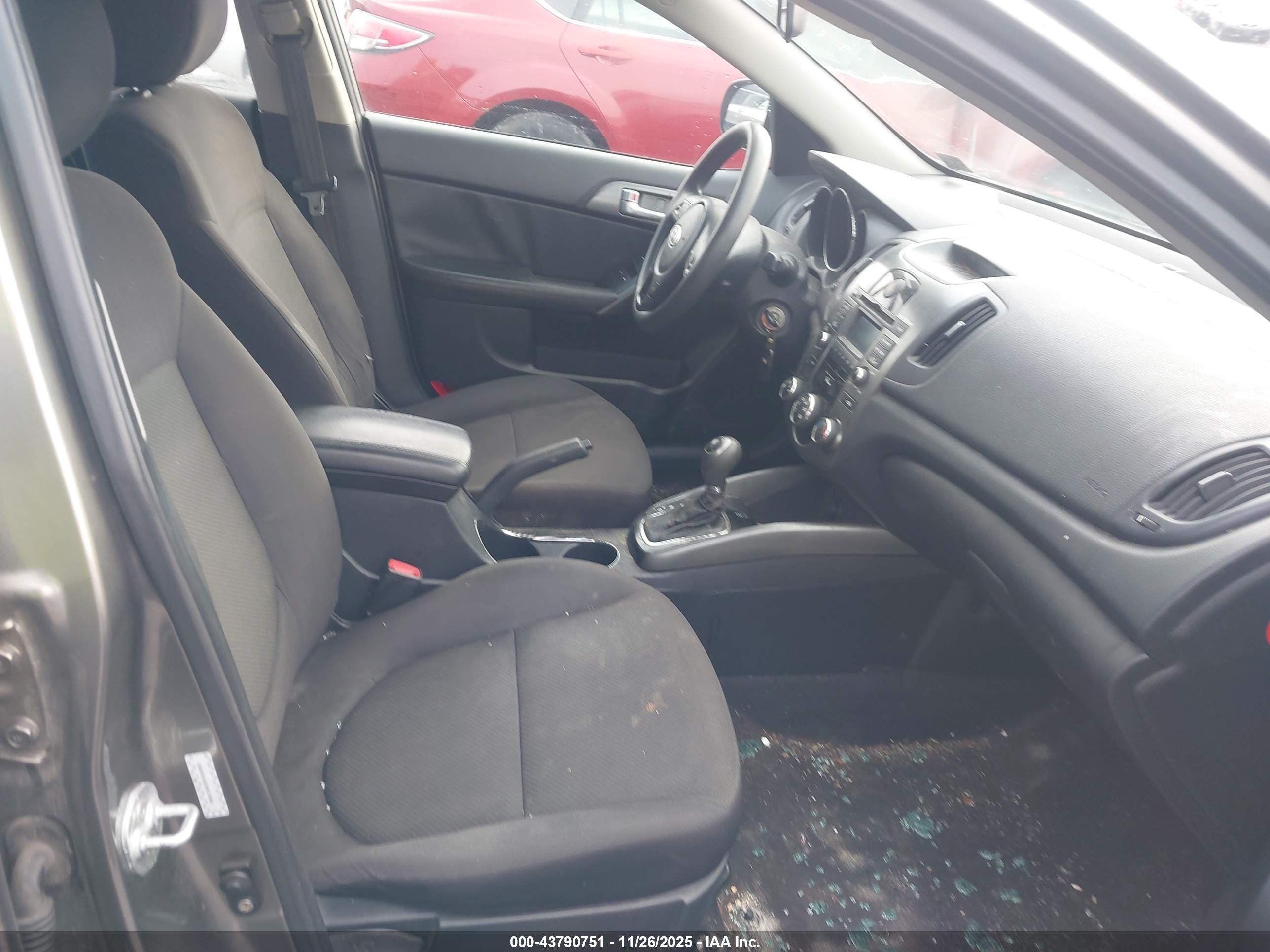 KIA FORTE image 5