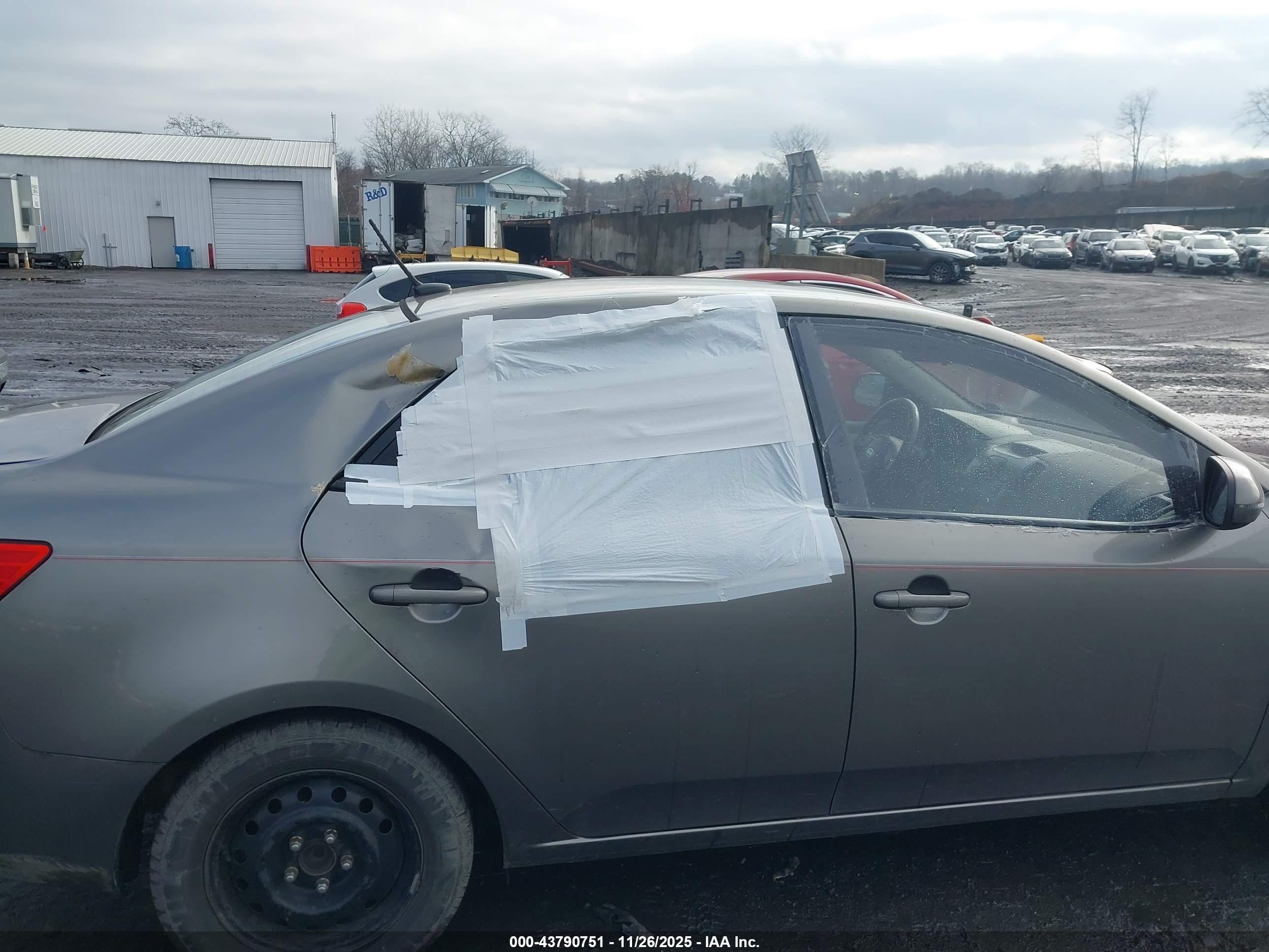 KIA FORTE image 6