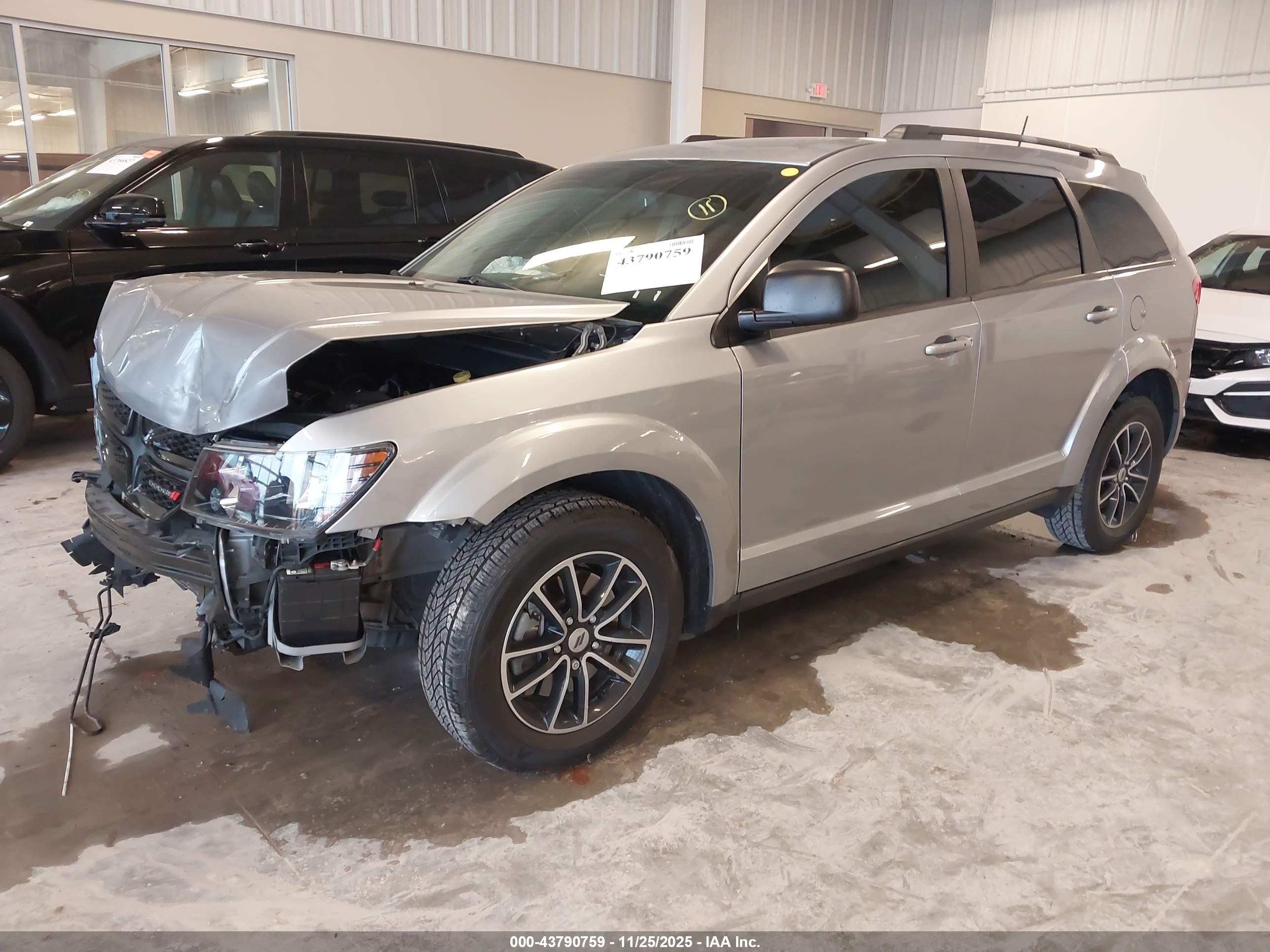 DODGE JOURNEY image 2