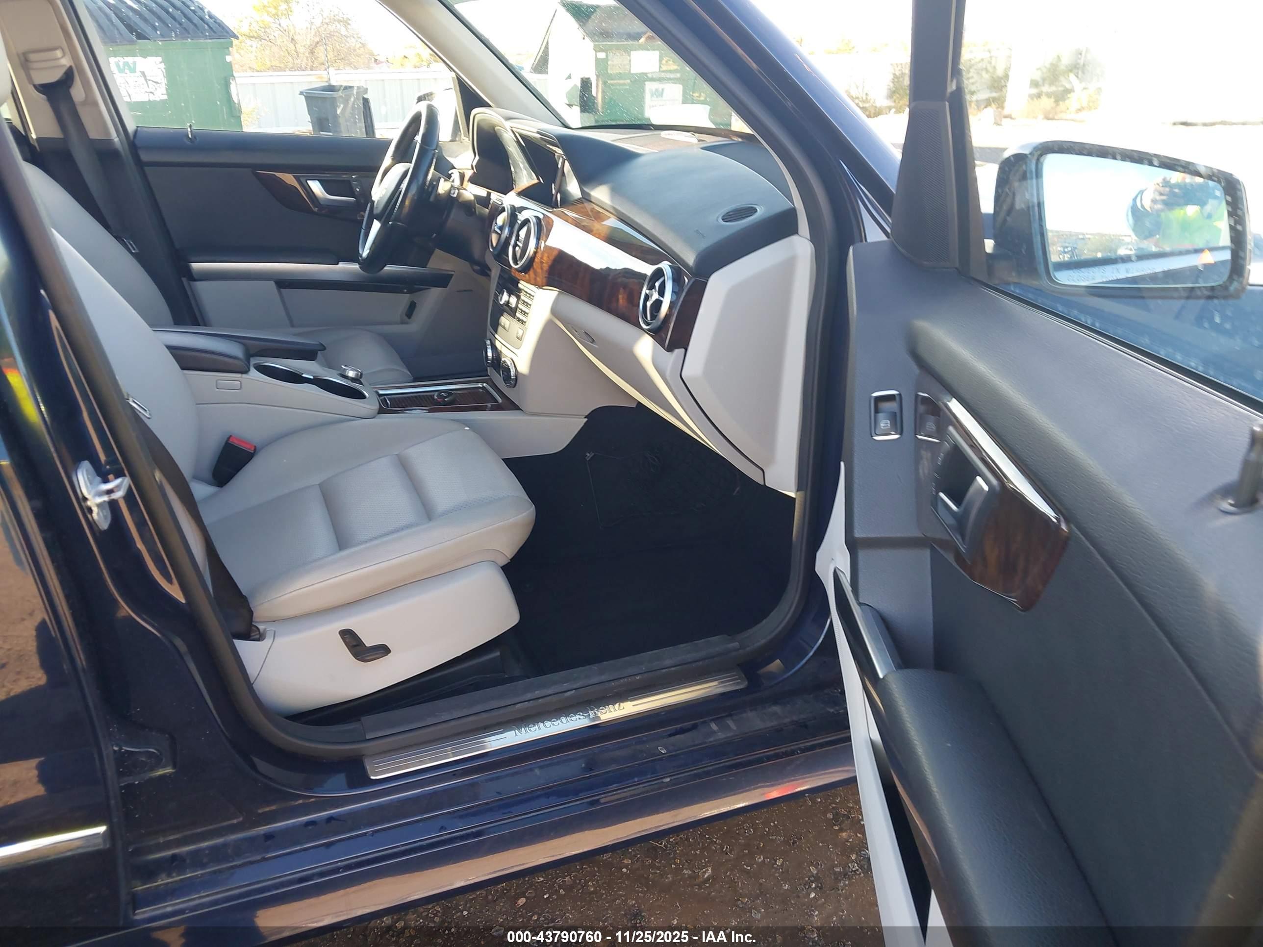 MERCEDES-BENZ GLK image 5
