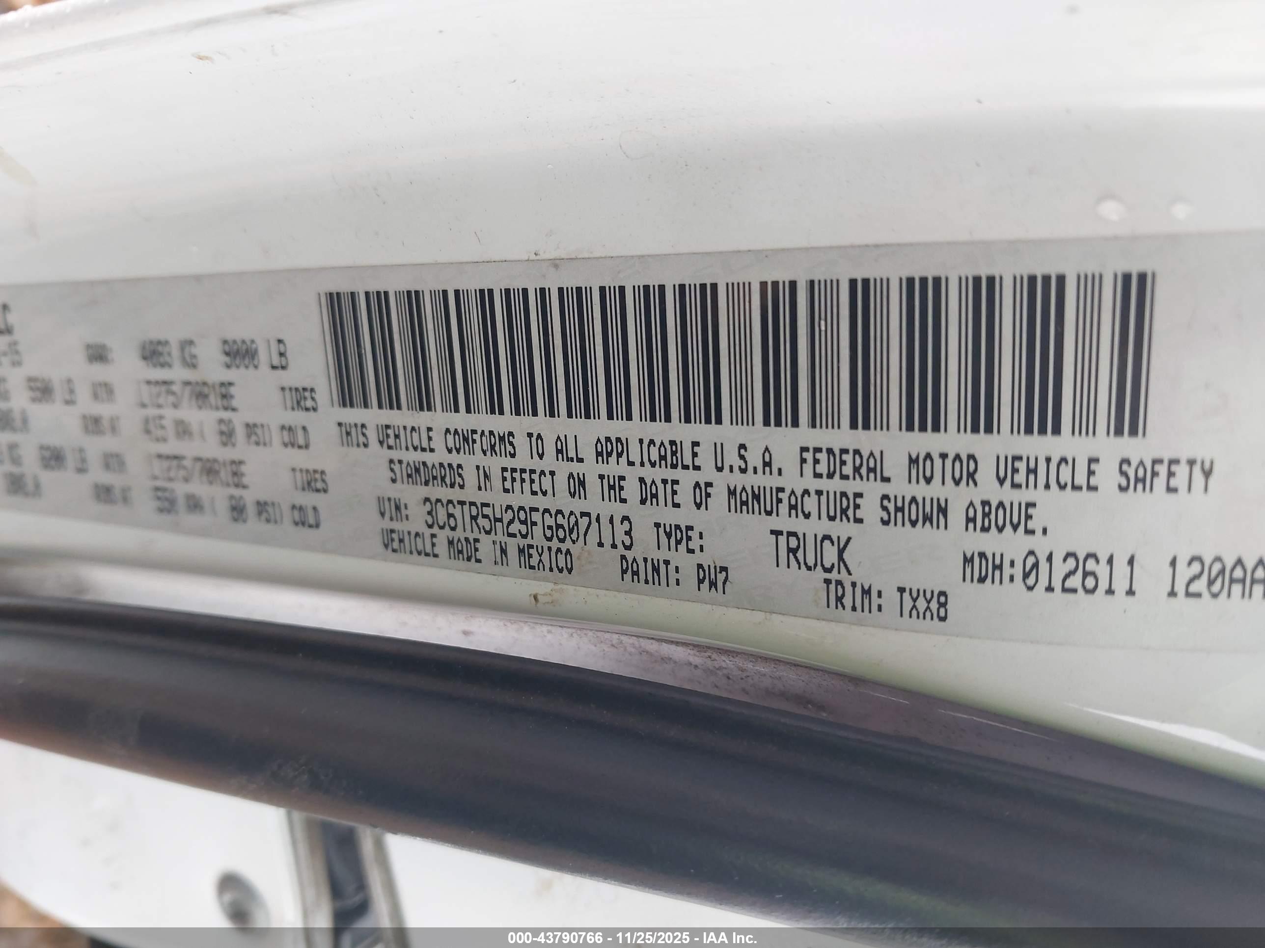 RAM 2500 image 9