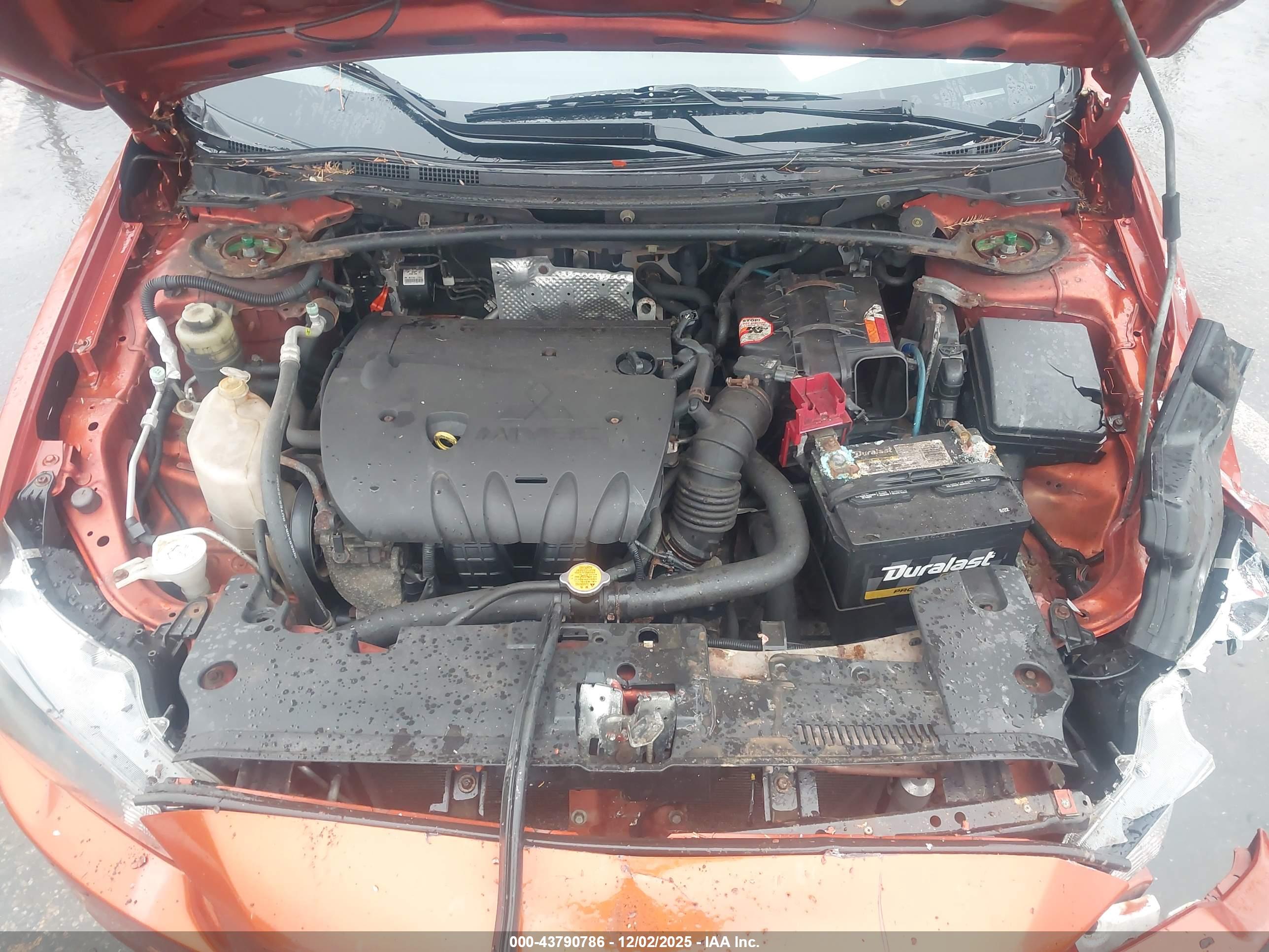 MITSUBISHI LANCER image 10