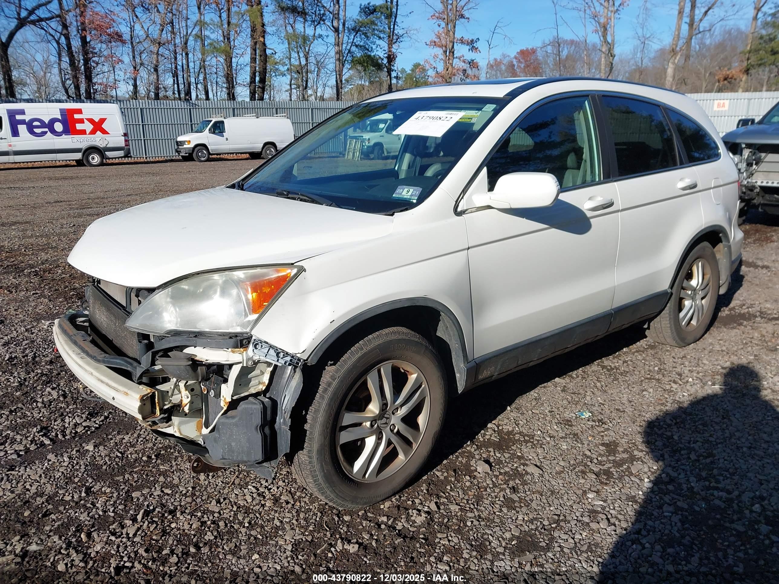 HONDA CR-V image 2
