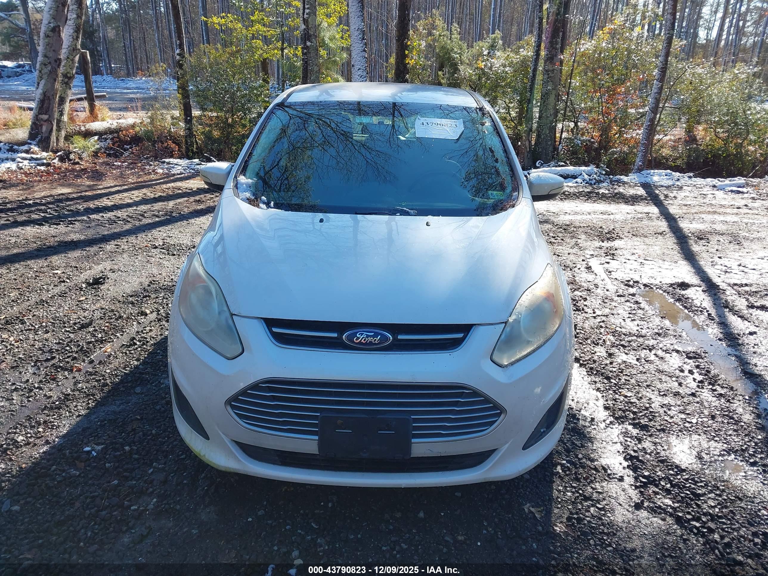 FORD C-MAX image 6