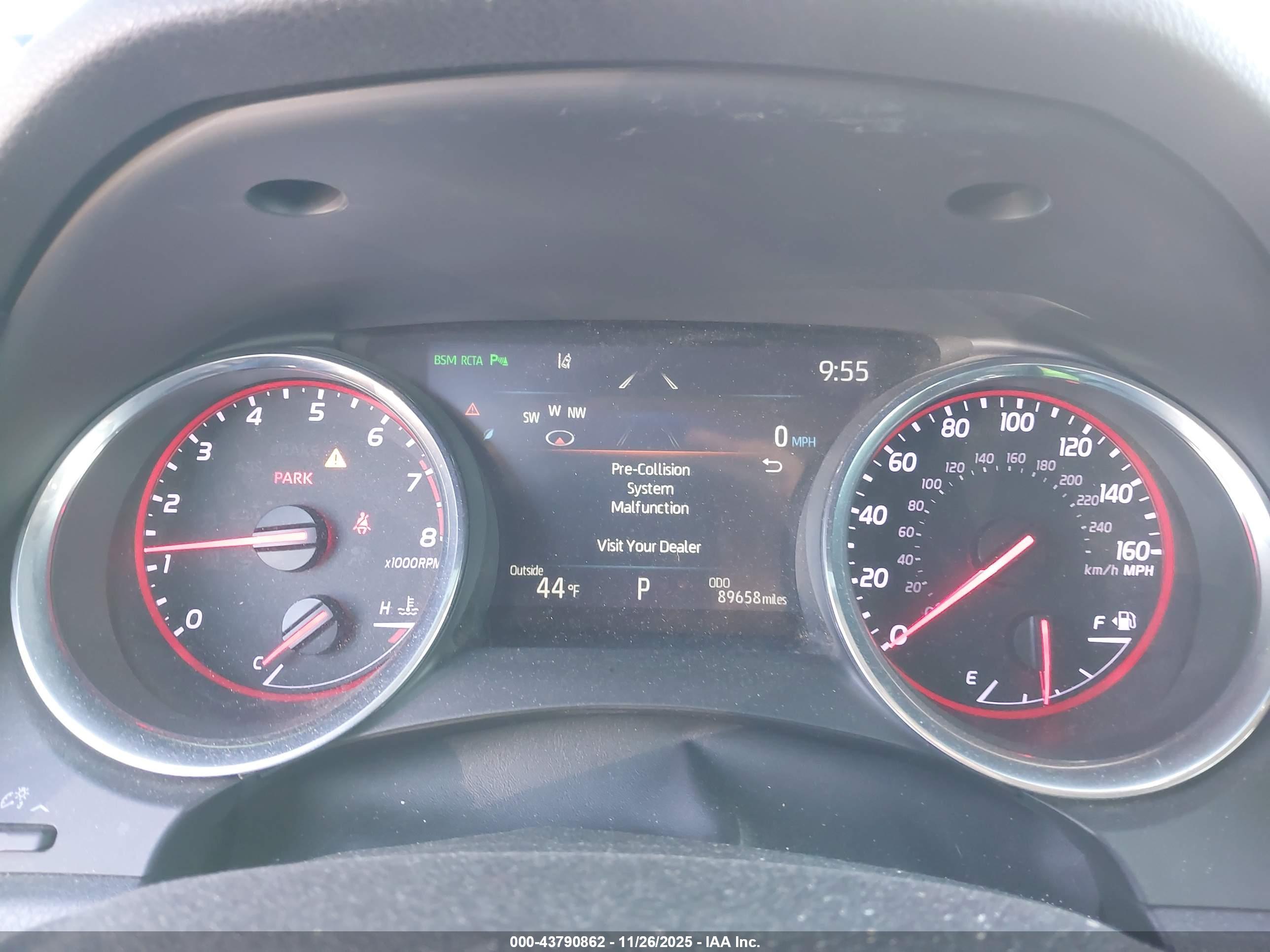 TOYOTA CAMRY image 7