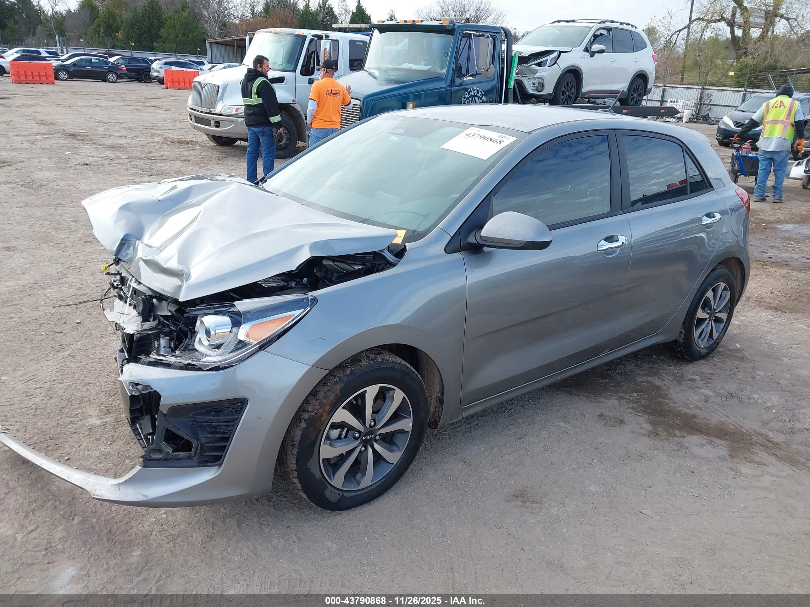 KIA RIO image 2