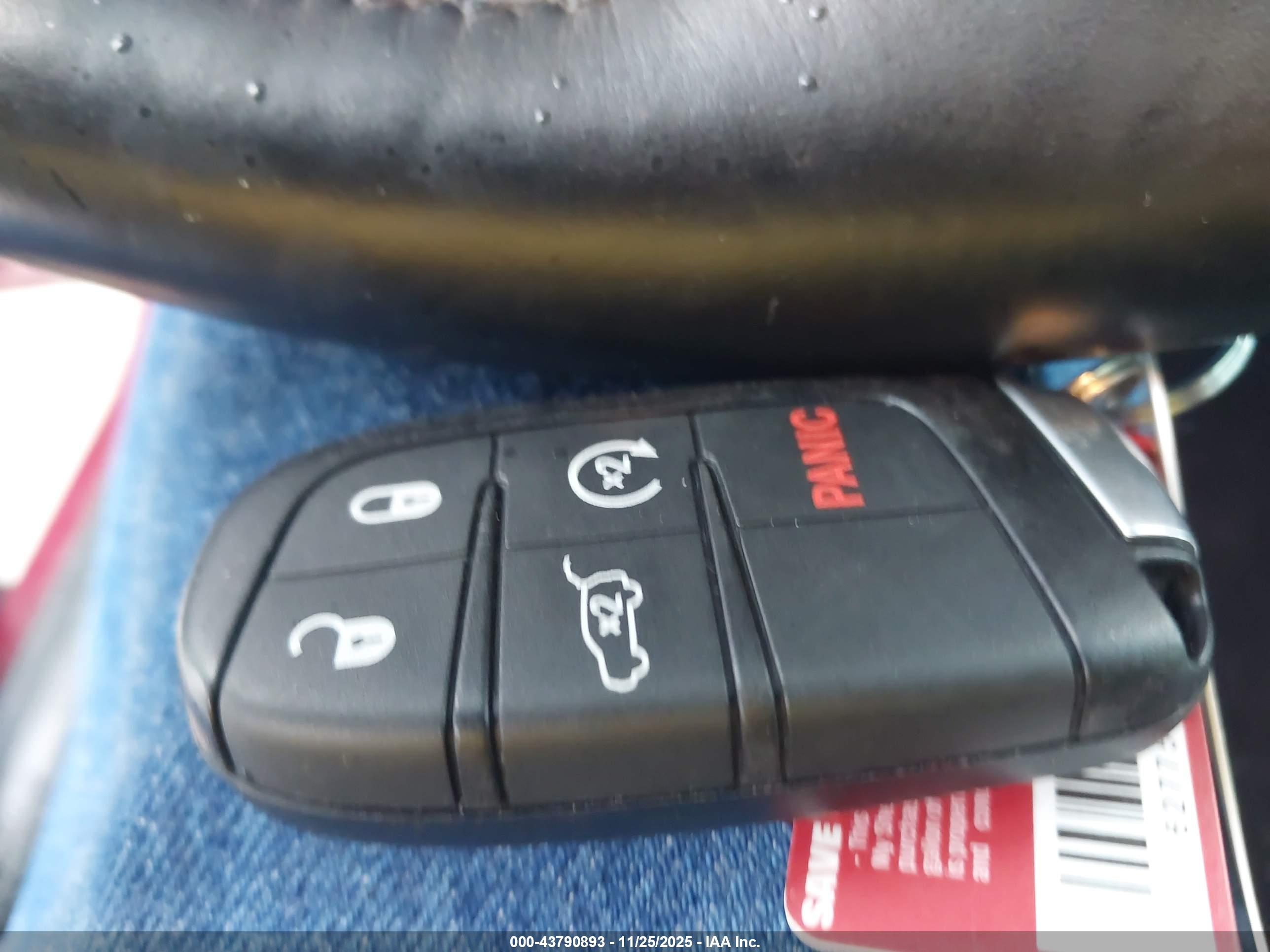 JEEP GRAND image 11