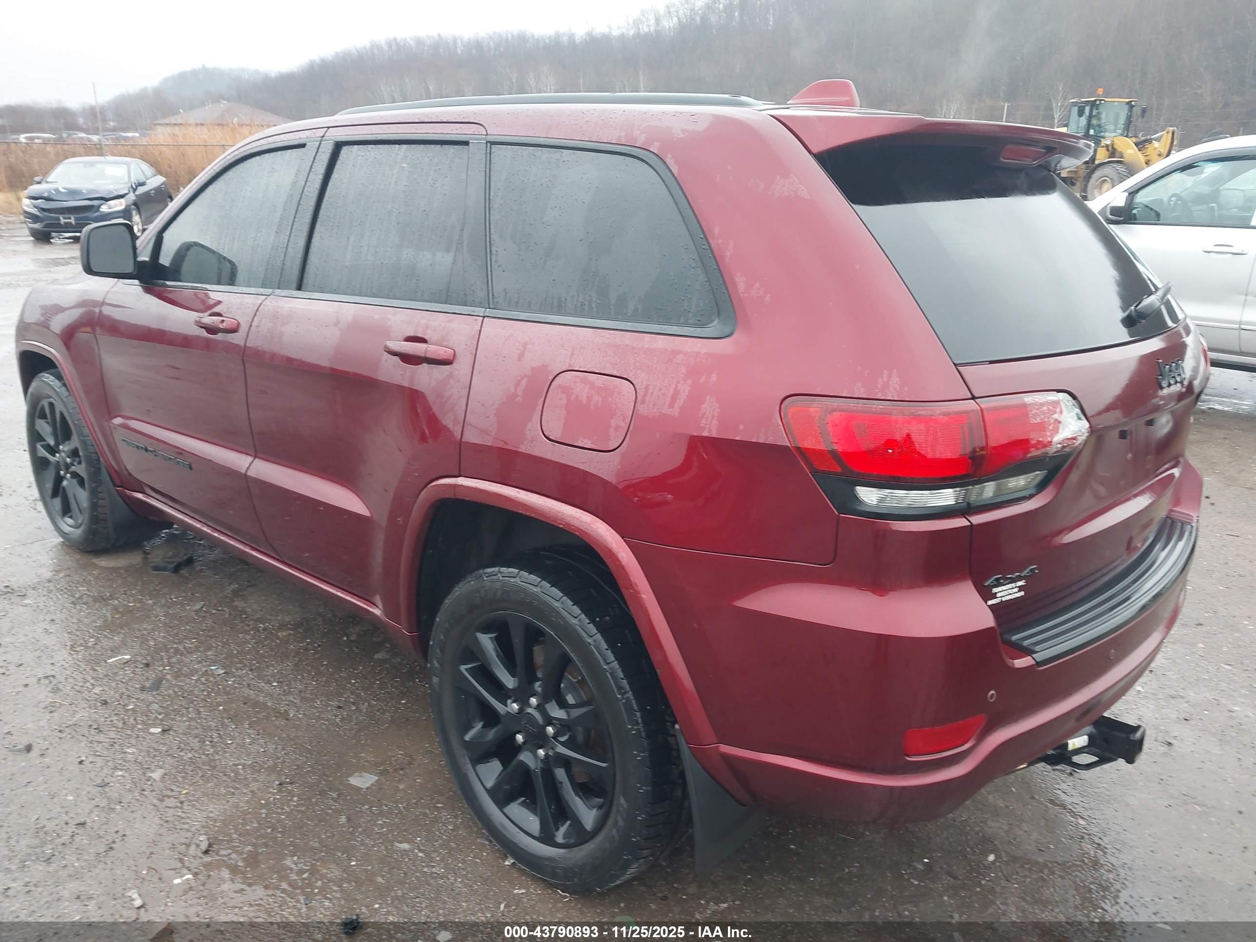 JEEP GRAND image 3