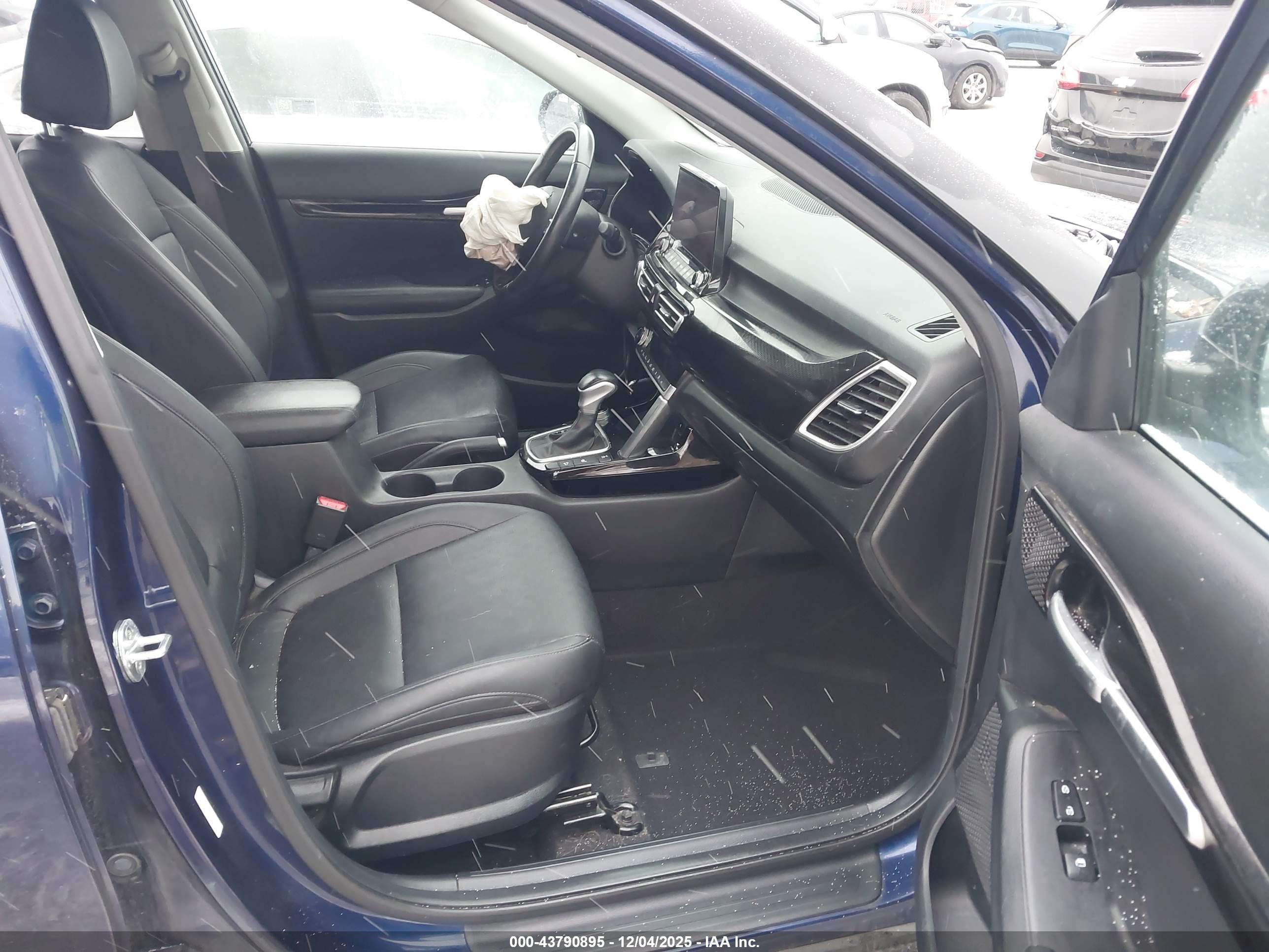 KIA SELTOS image 5