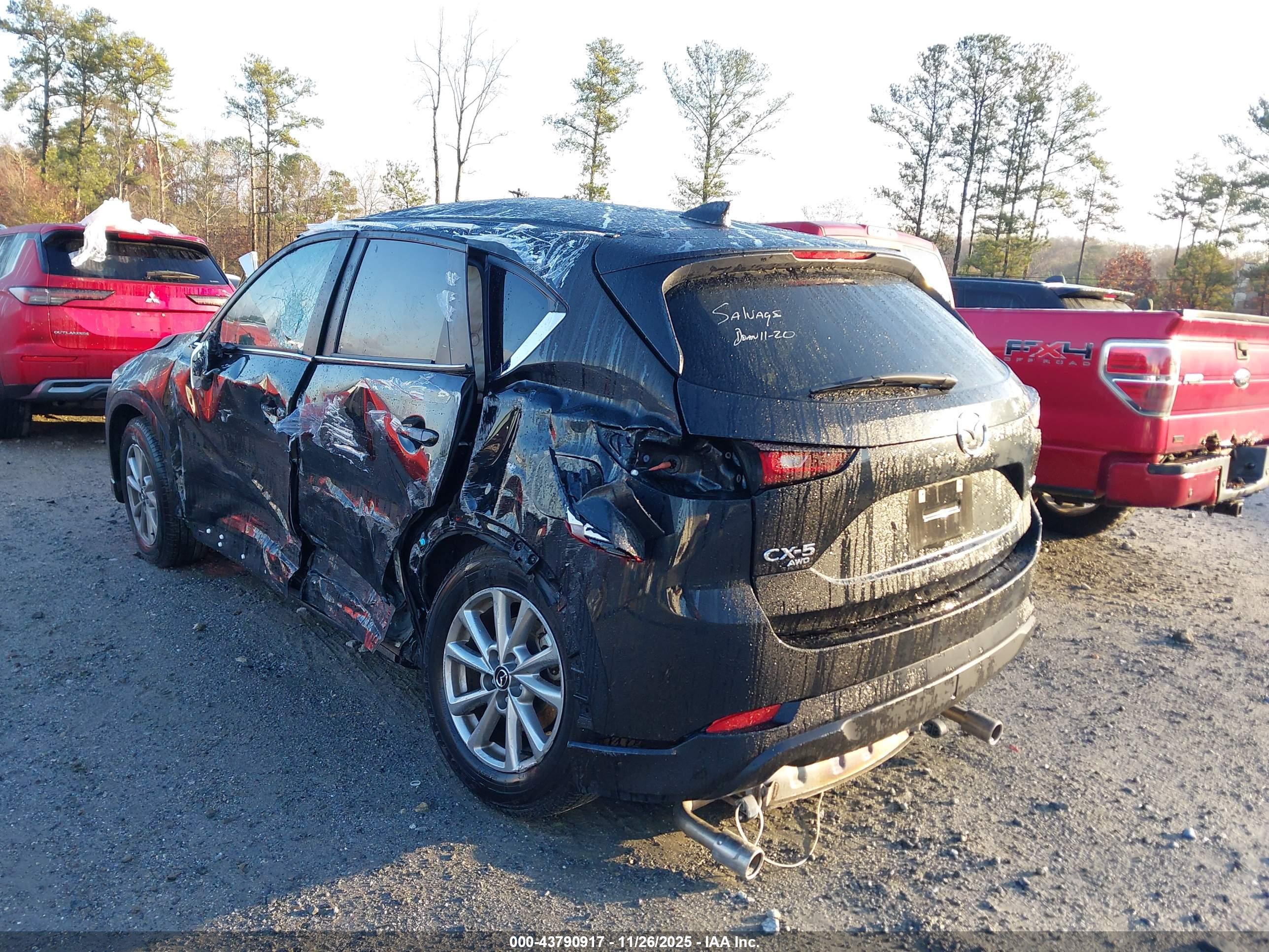 MAZDA CX-5 image 3