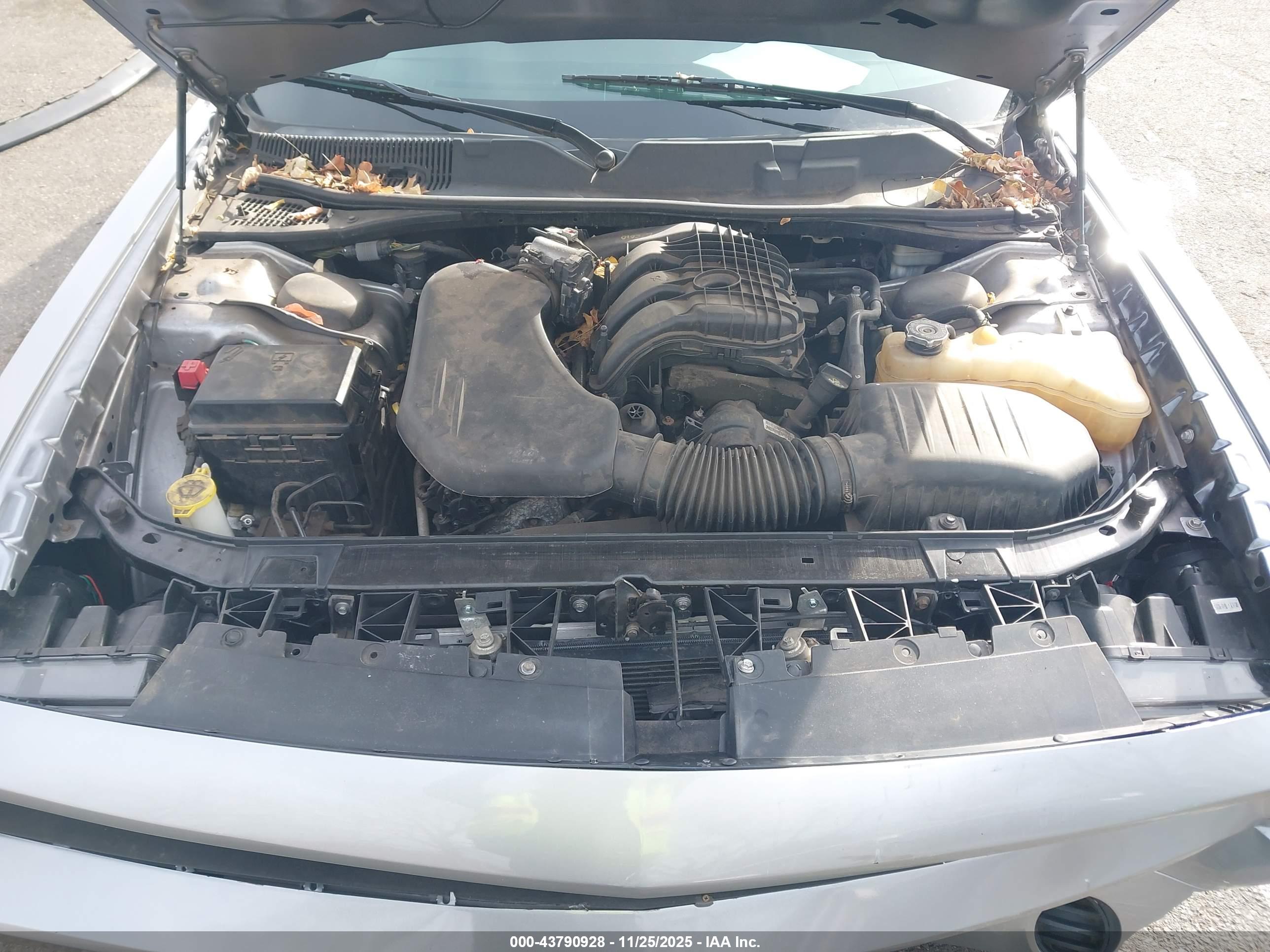 DODGE CHALLENGER image 10