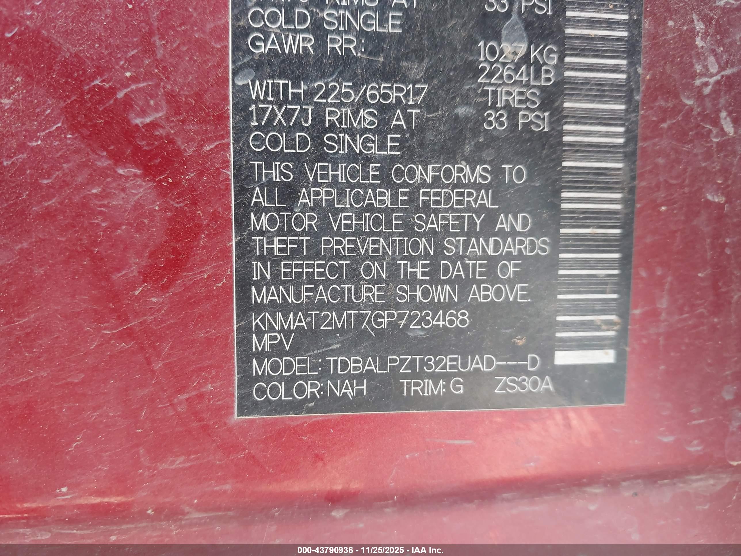 NISSAN ROGUE image 9