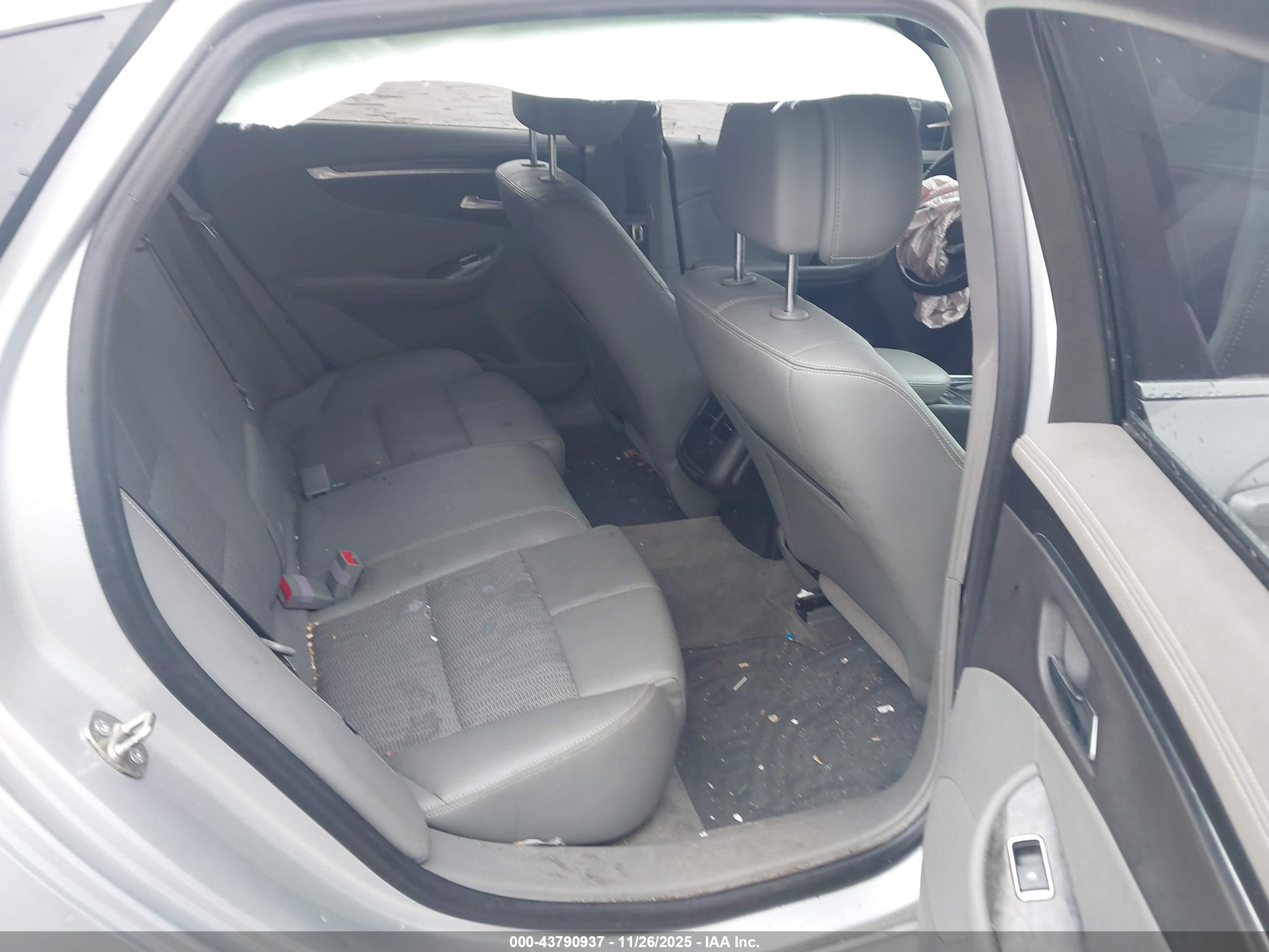 CHEVROLET IMPALA image 8