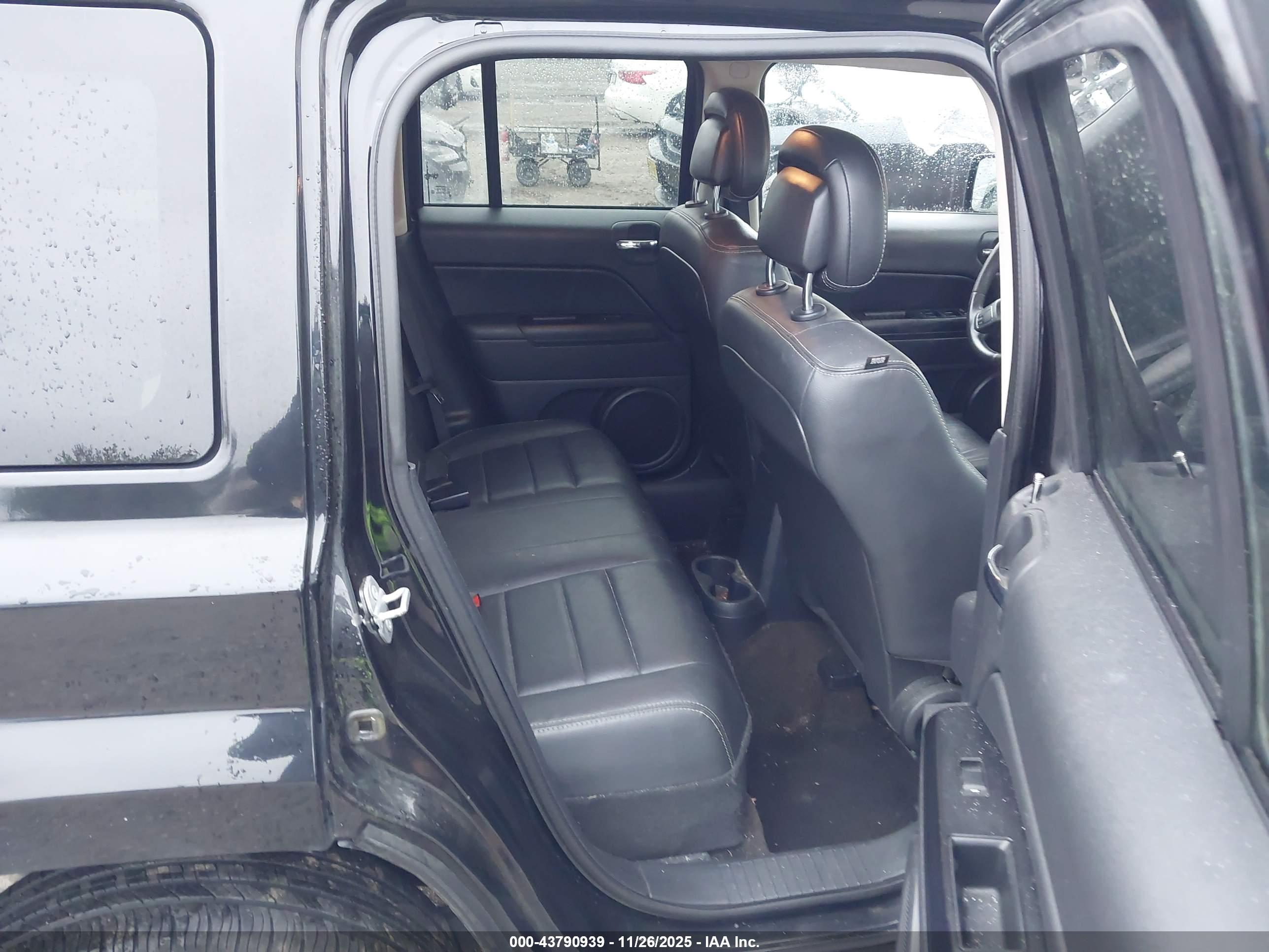 JEEP PATRIOT image 8