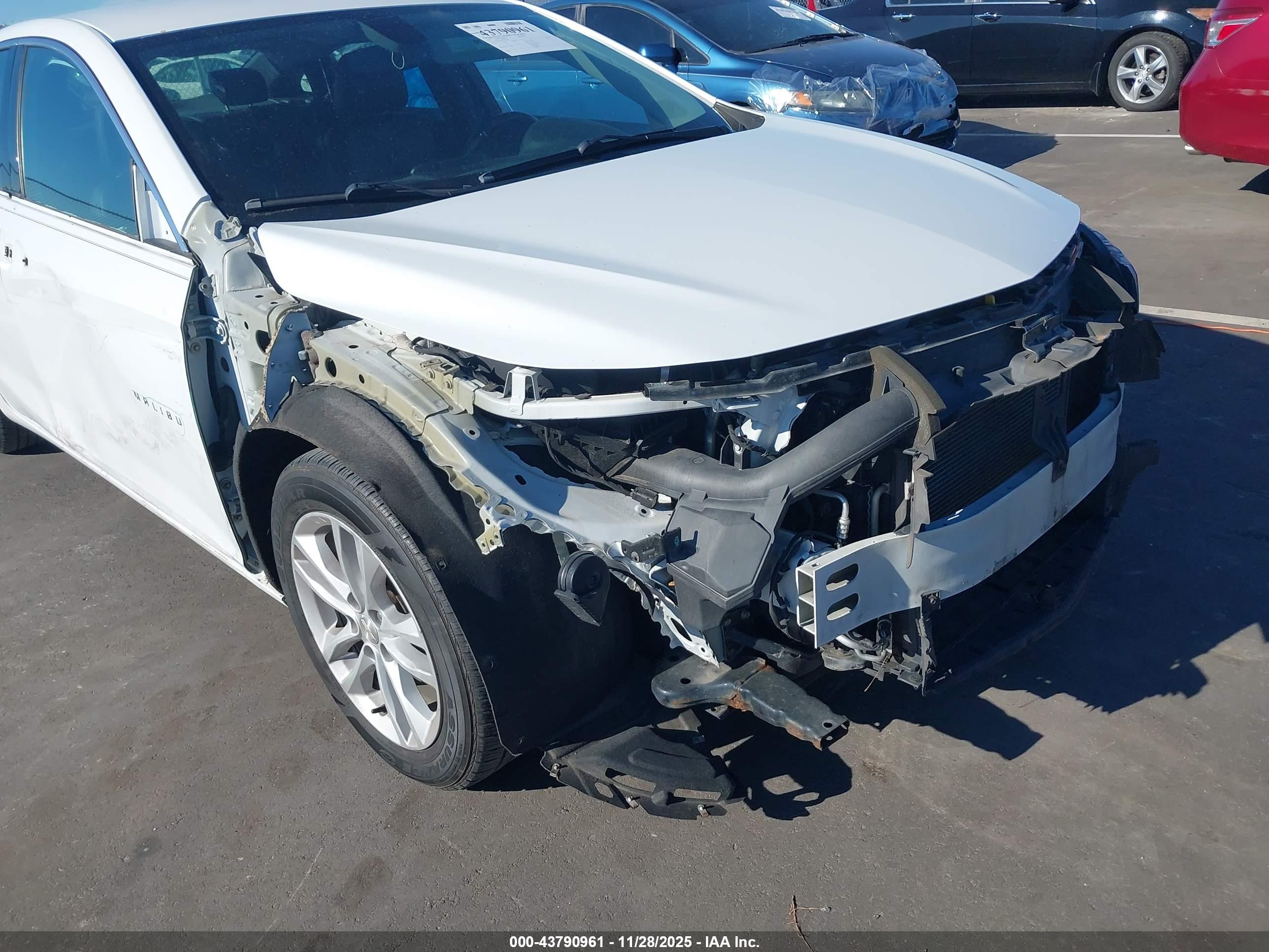 CHEVROLET MALIBU image 6