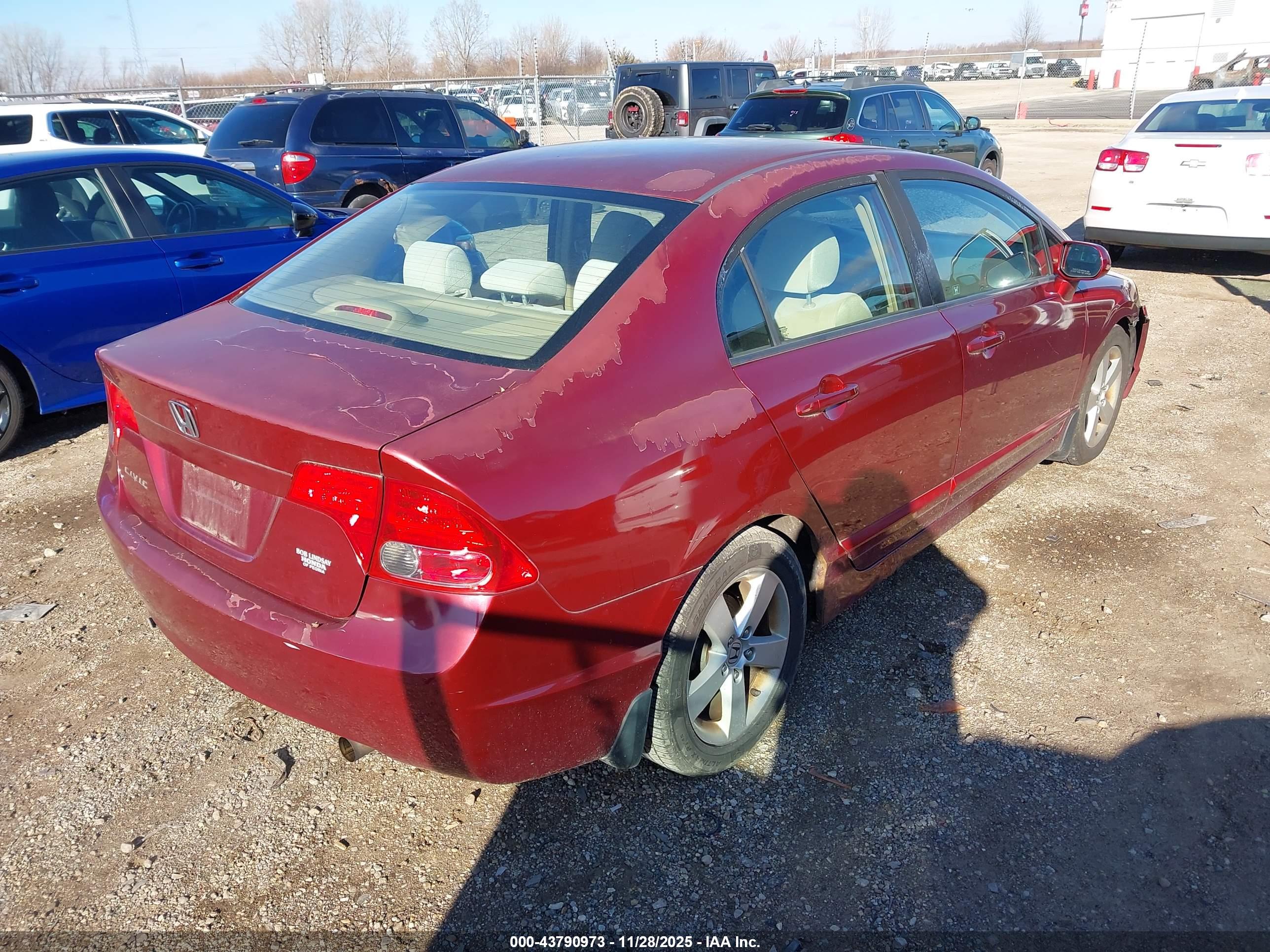 HONDA CIVIC image 4
