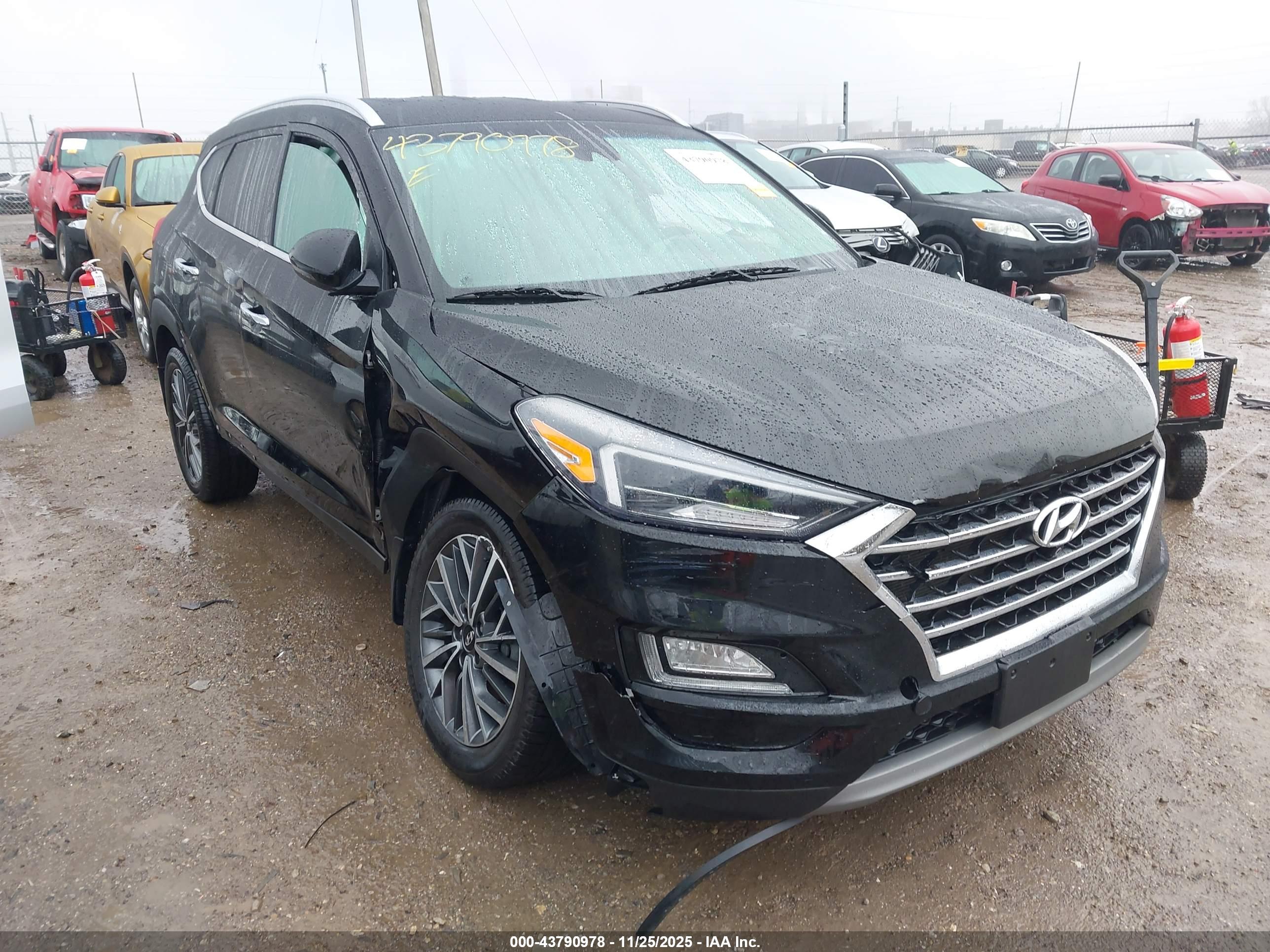 HYUNDAI TUCSON image 6