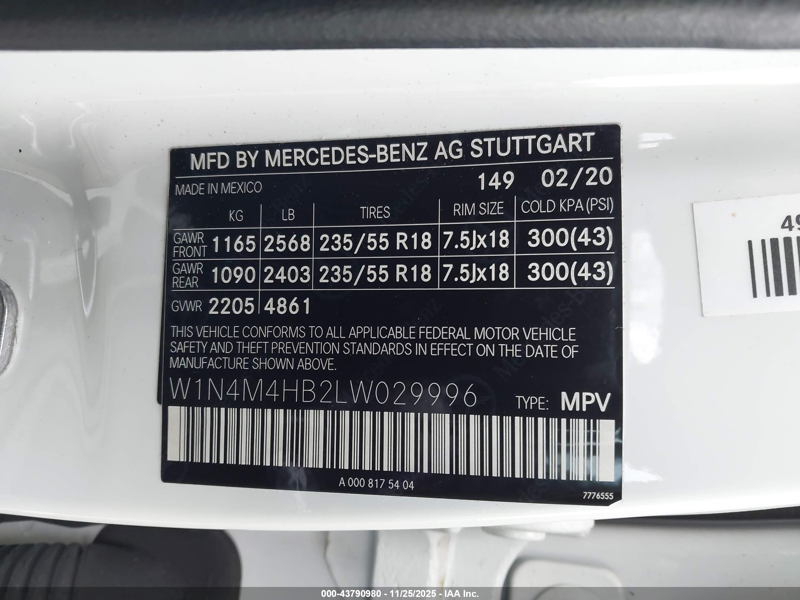 MERCEDES-BENZ GLB image 9