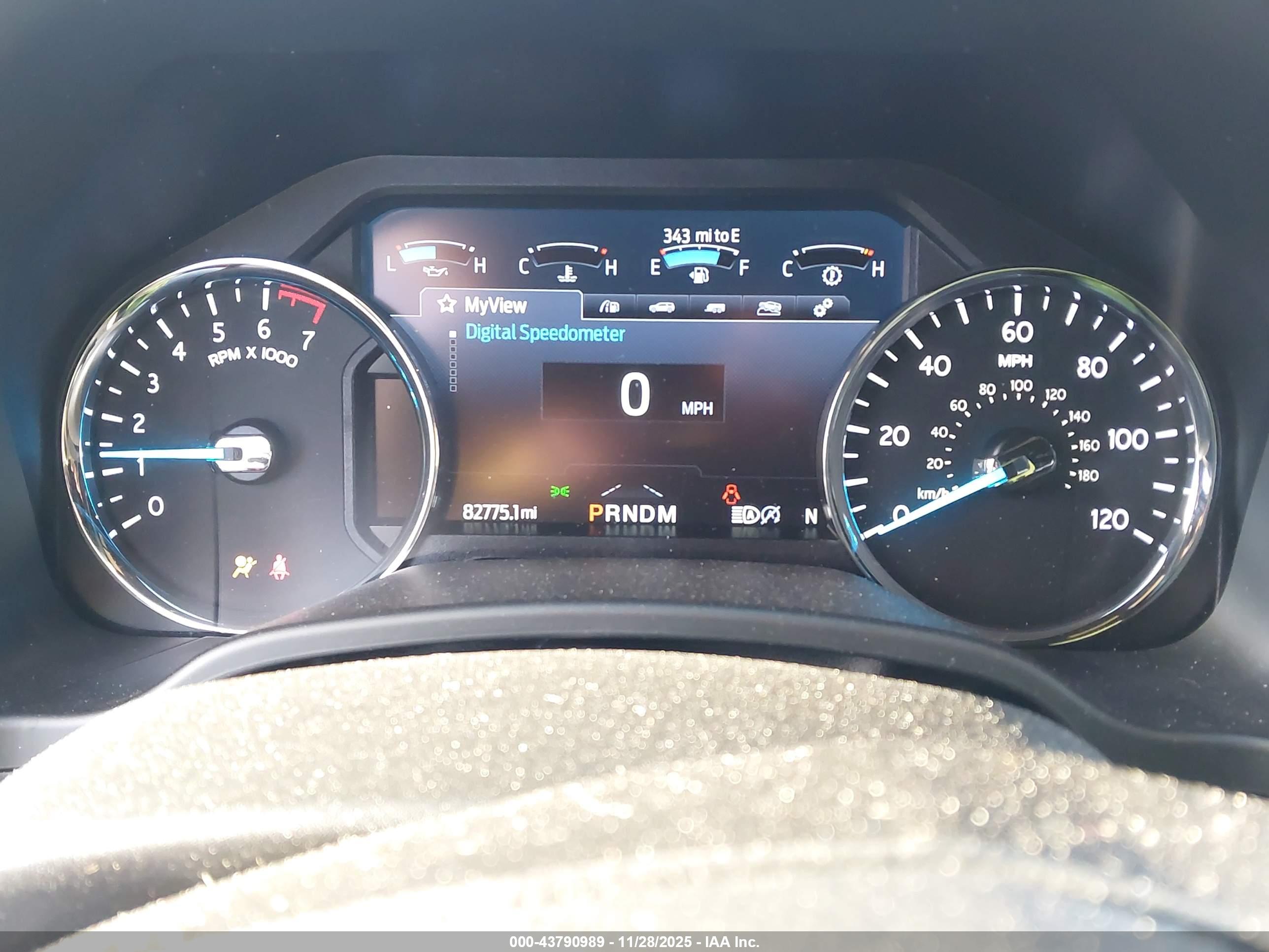 FORD EXPEDITION image 7