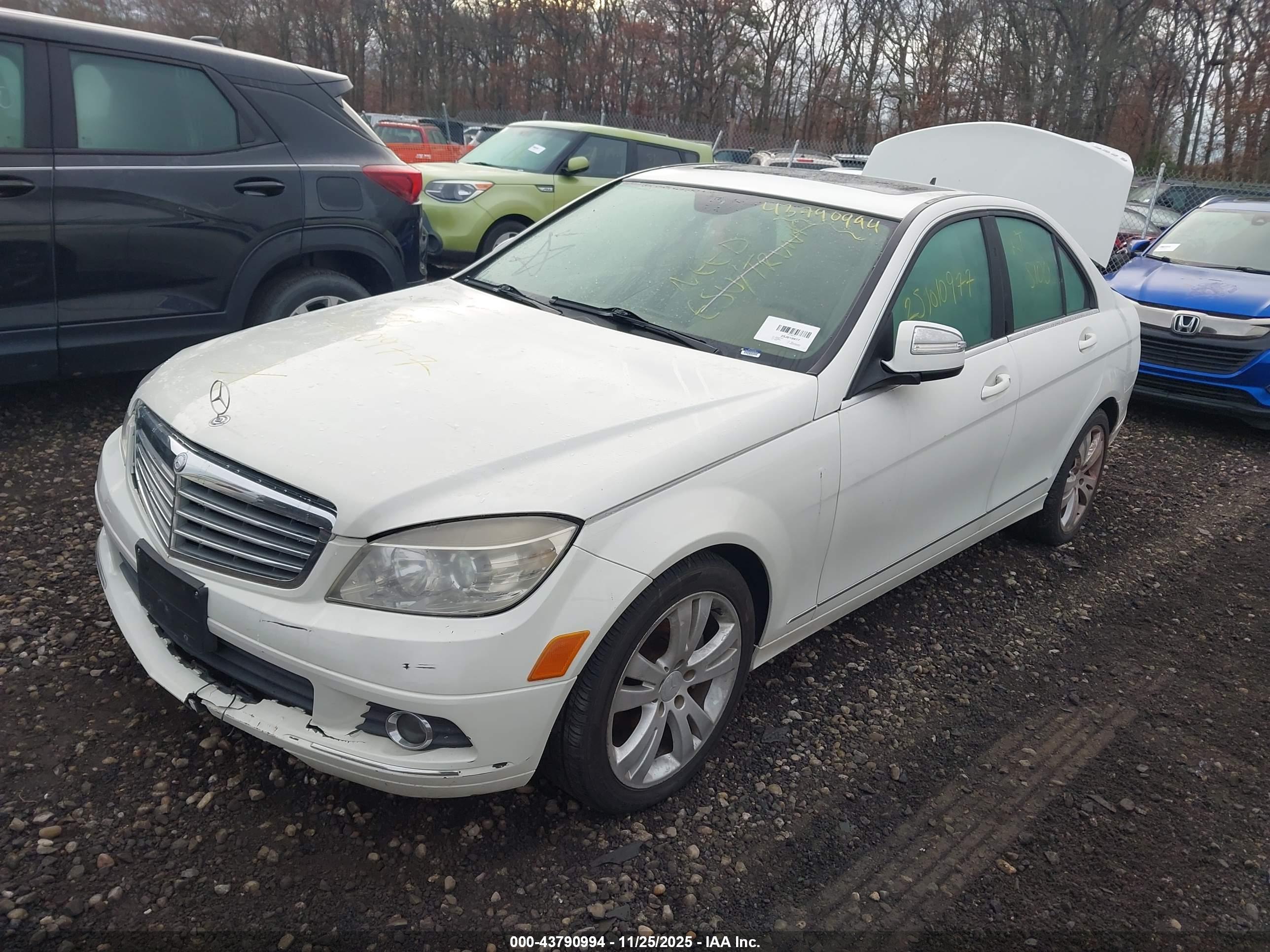MERCEDES-BENZ C image 2