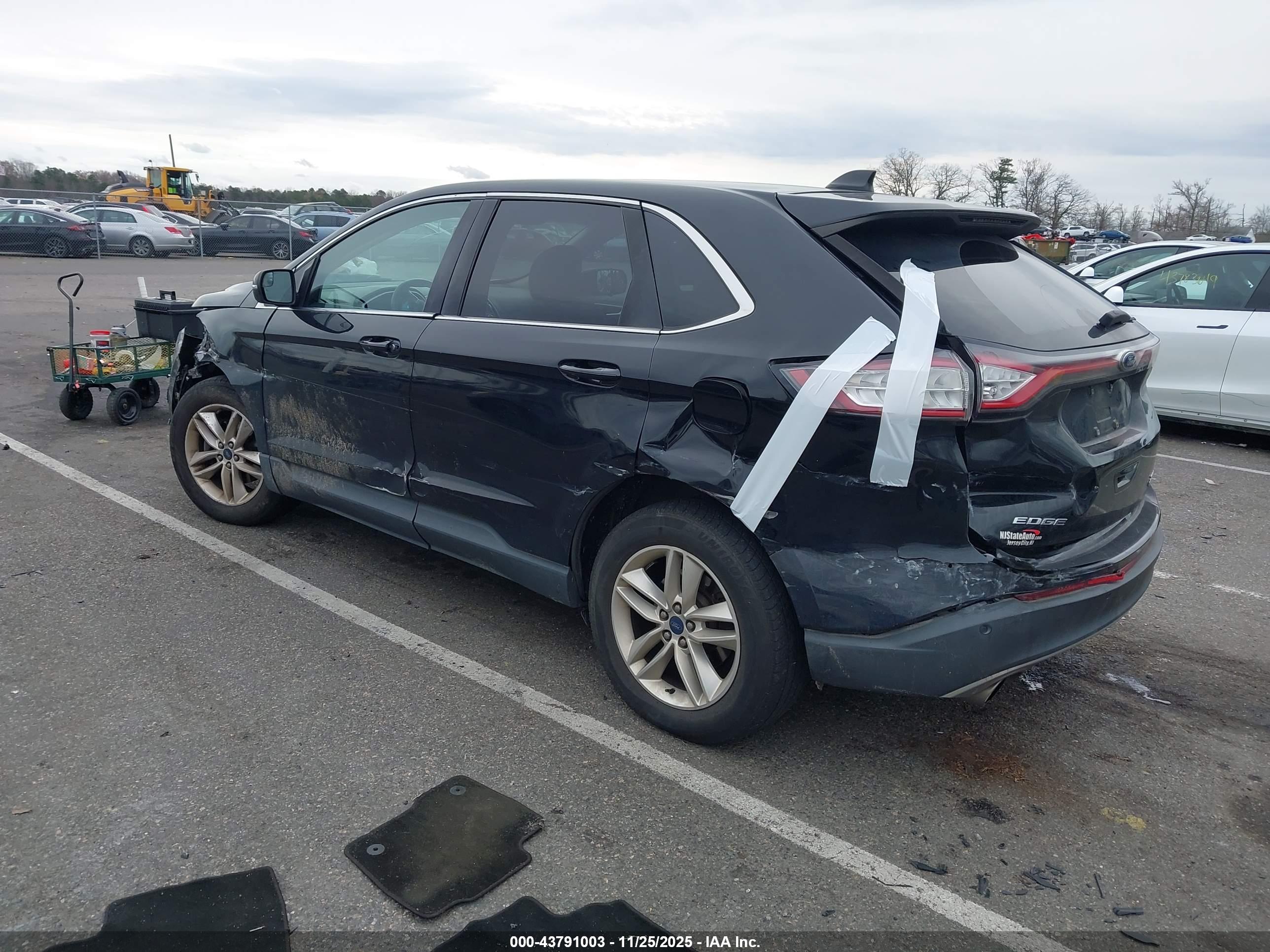 FORD EDGE image 3