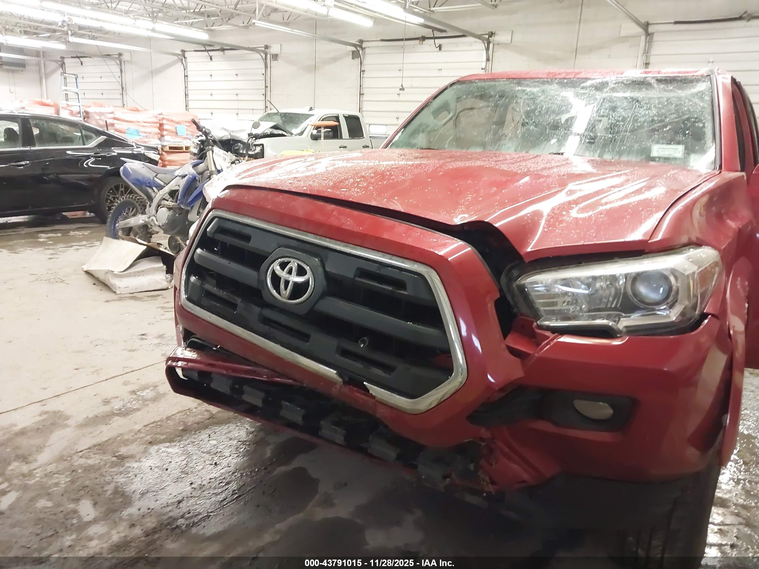 TOYOTA TACOMA image 6
