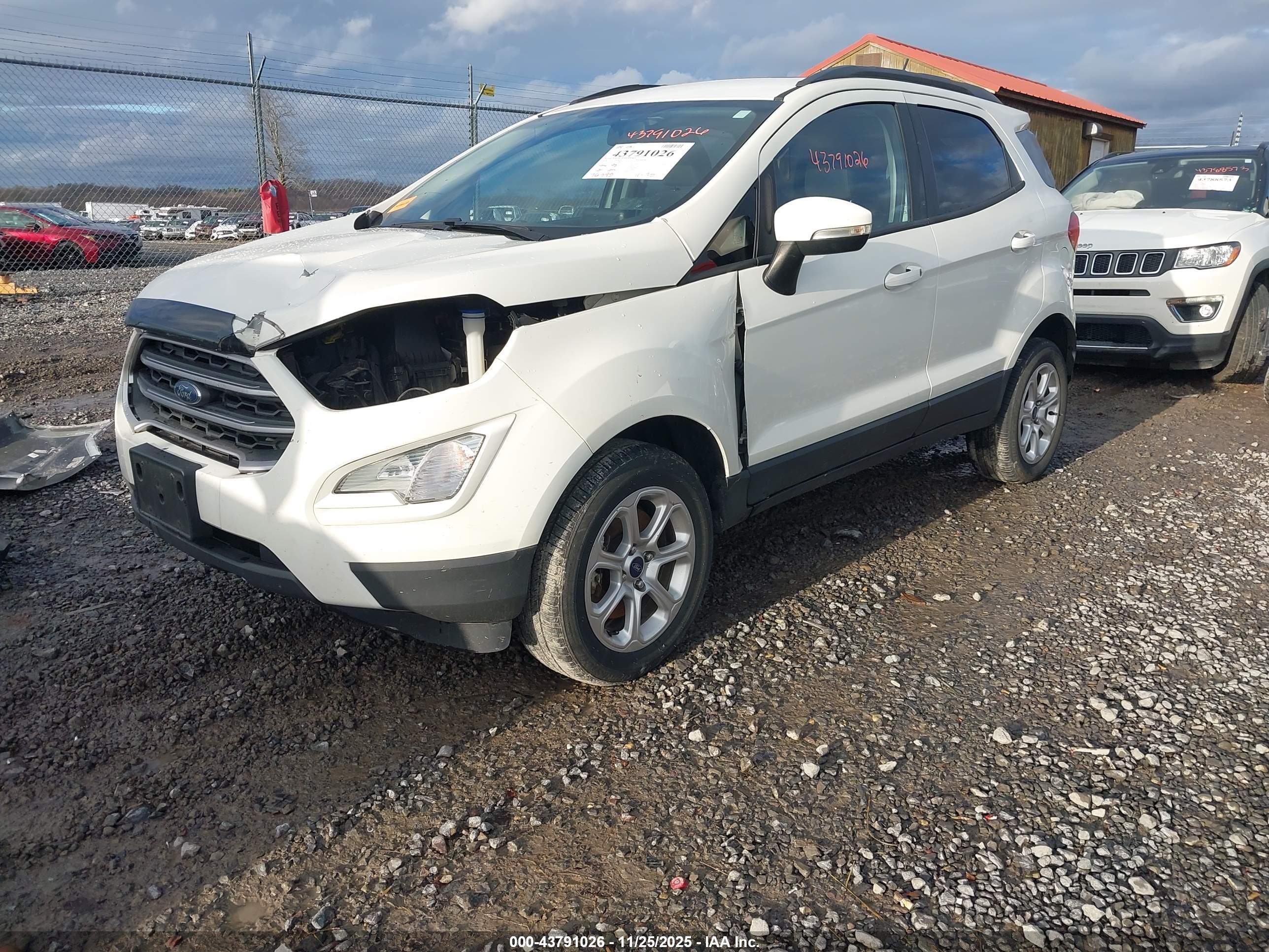 FORD ECOSPORT image 2