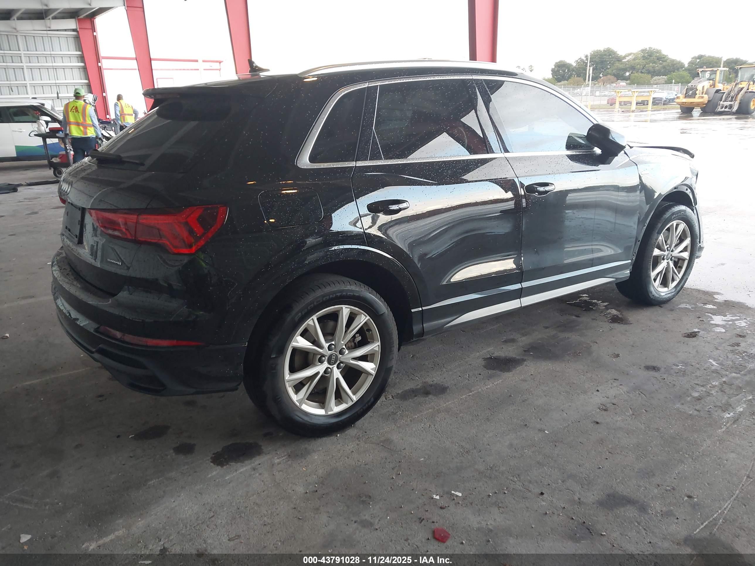 AUDI Q3 image 4
