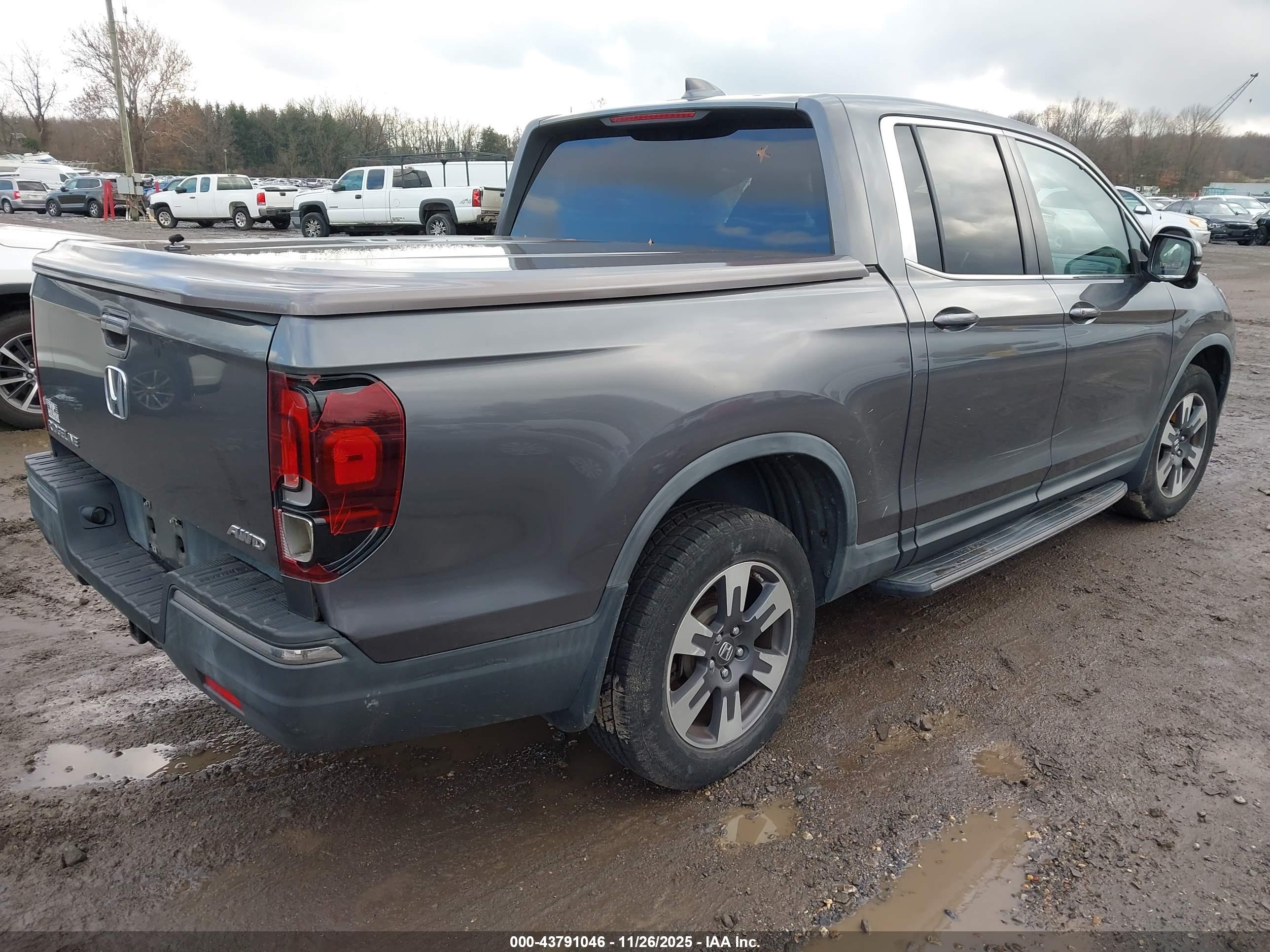 HONDA RIDGELINE image 4