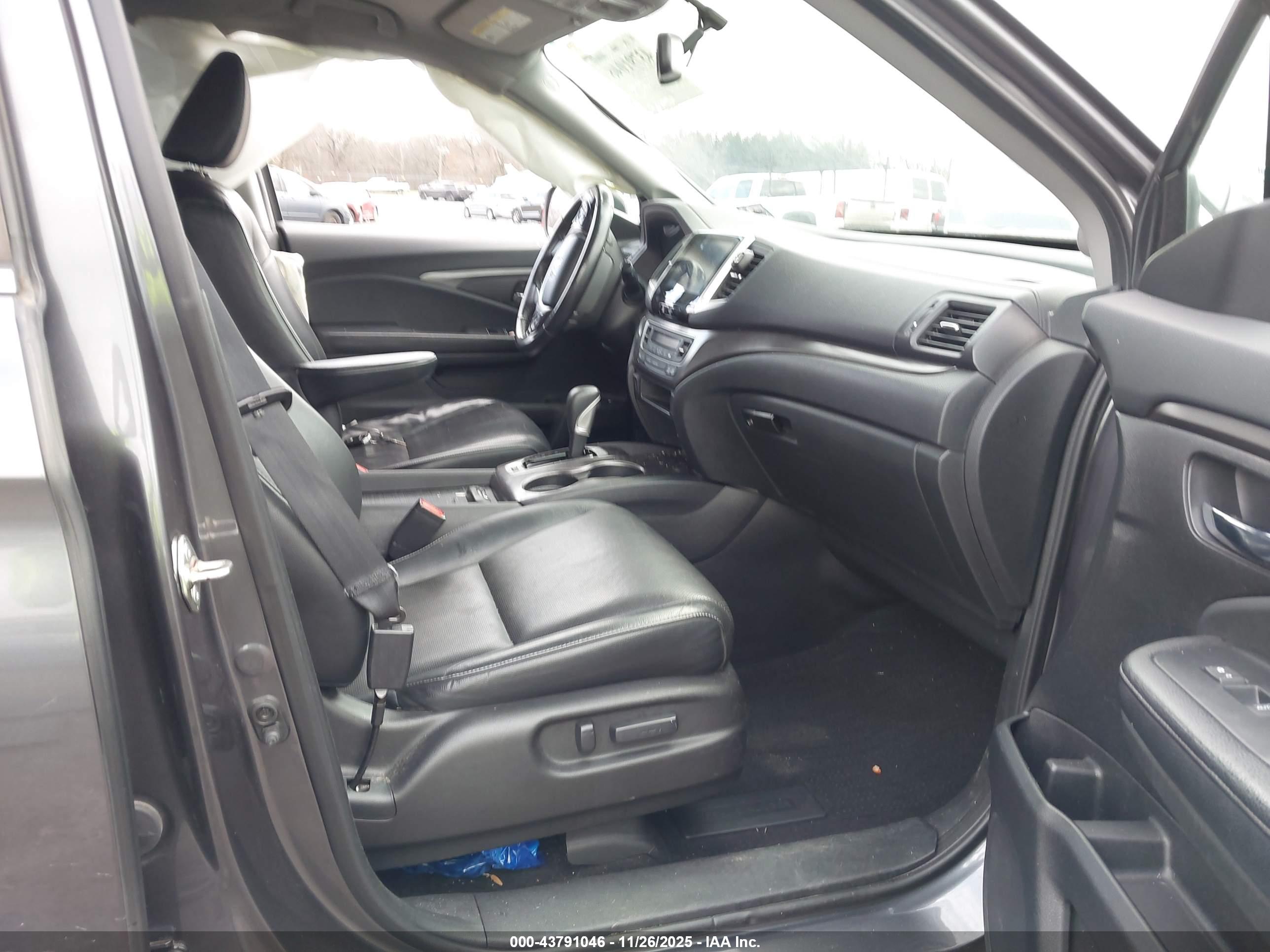 HONDA RIDGELINE image 5